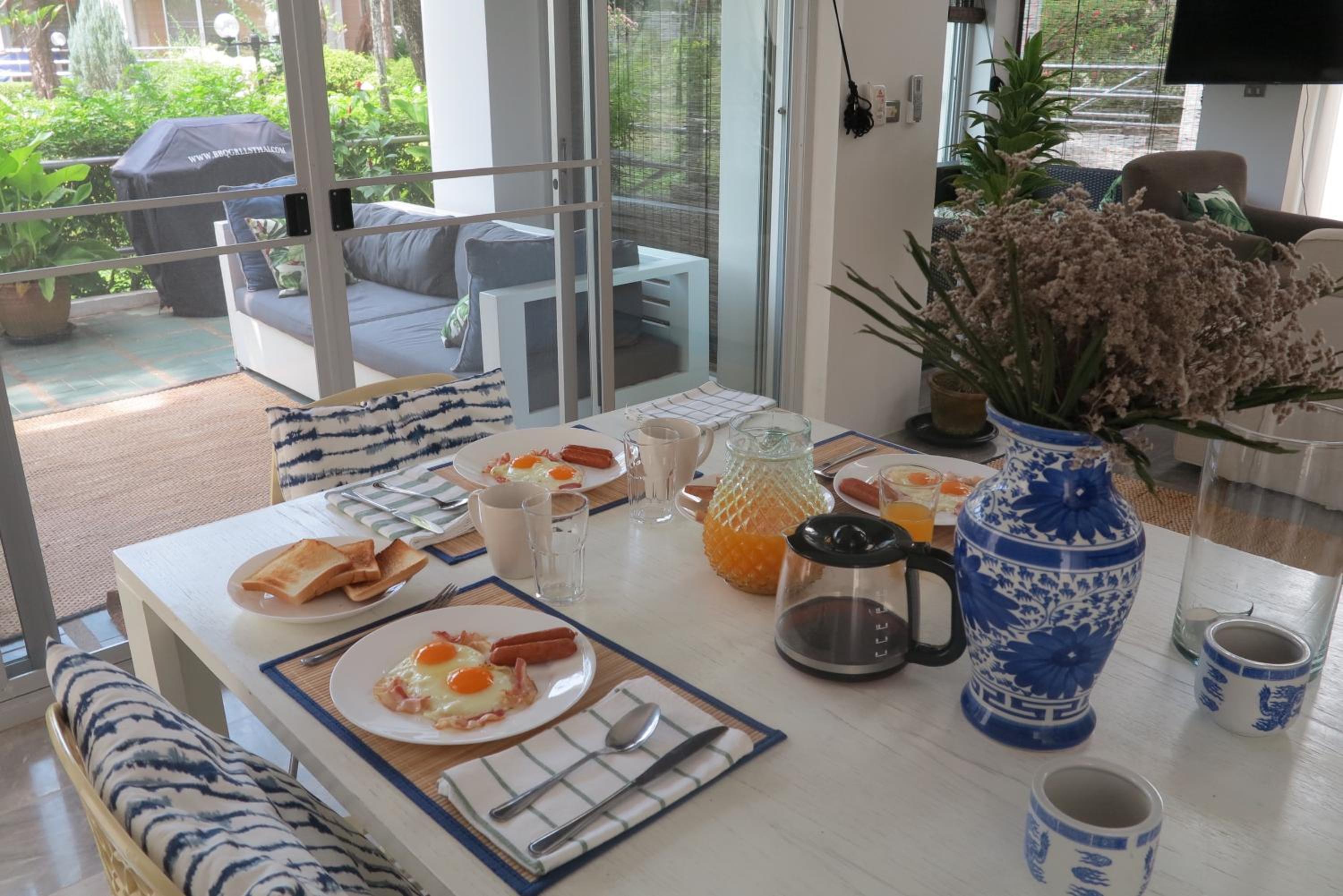 Natural Villas -Front Samet - Beach front 3BR with Pool