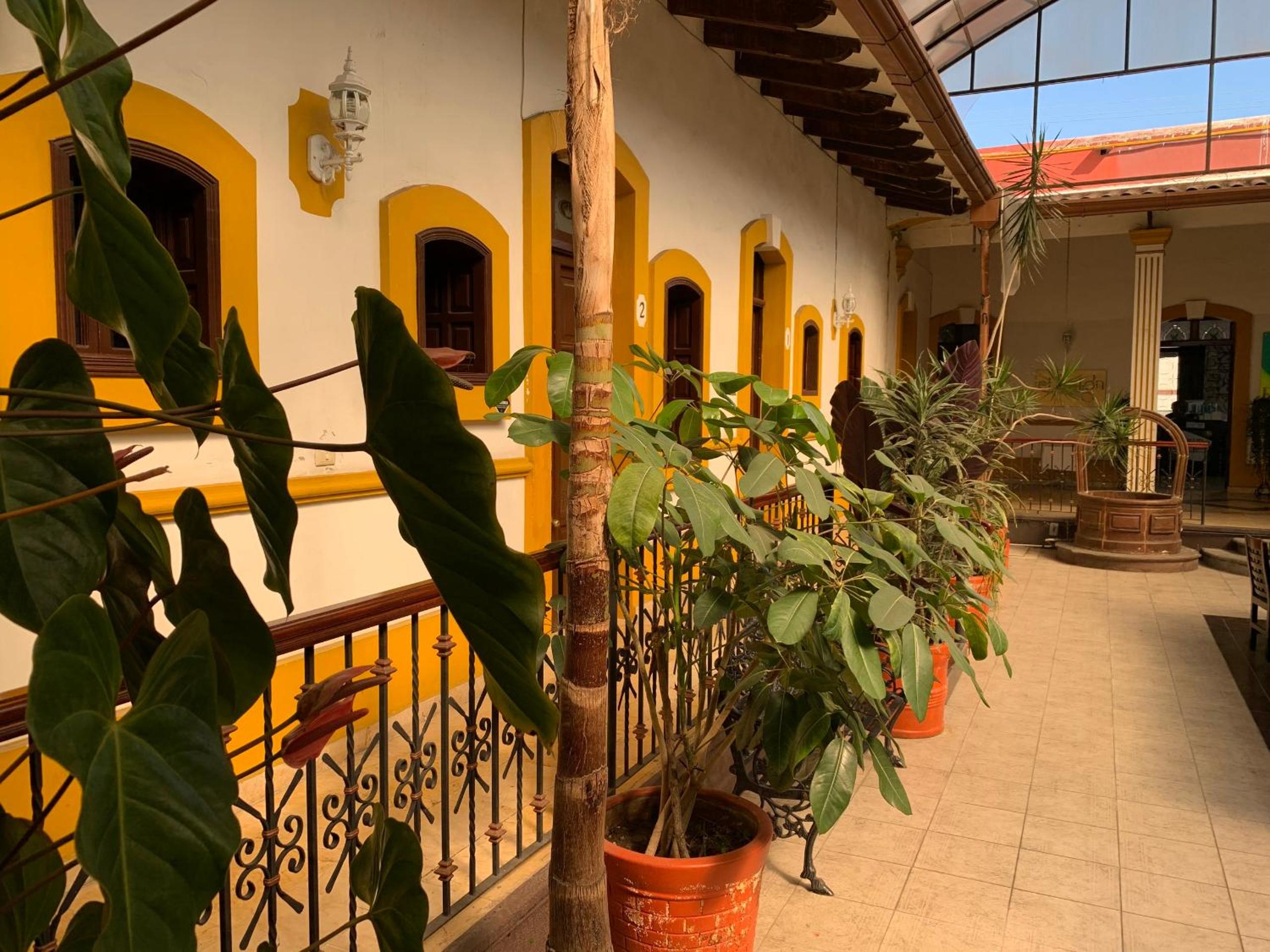 Xalapa Vacations - OYO Hotel Real de Cortes - Property Image 3