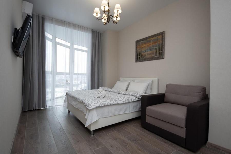 Nikira apartment 75 Оболонская набережная view 5
