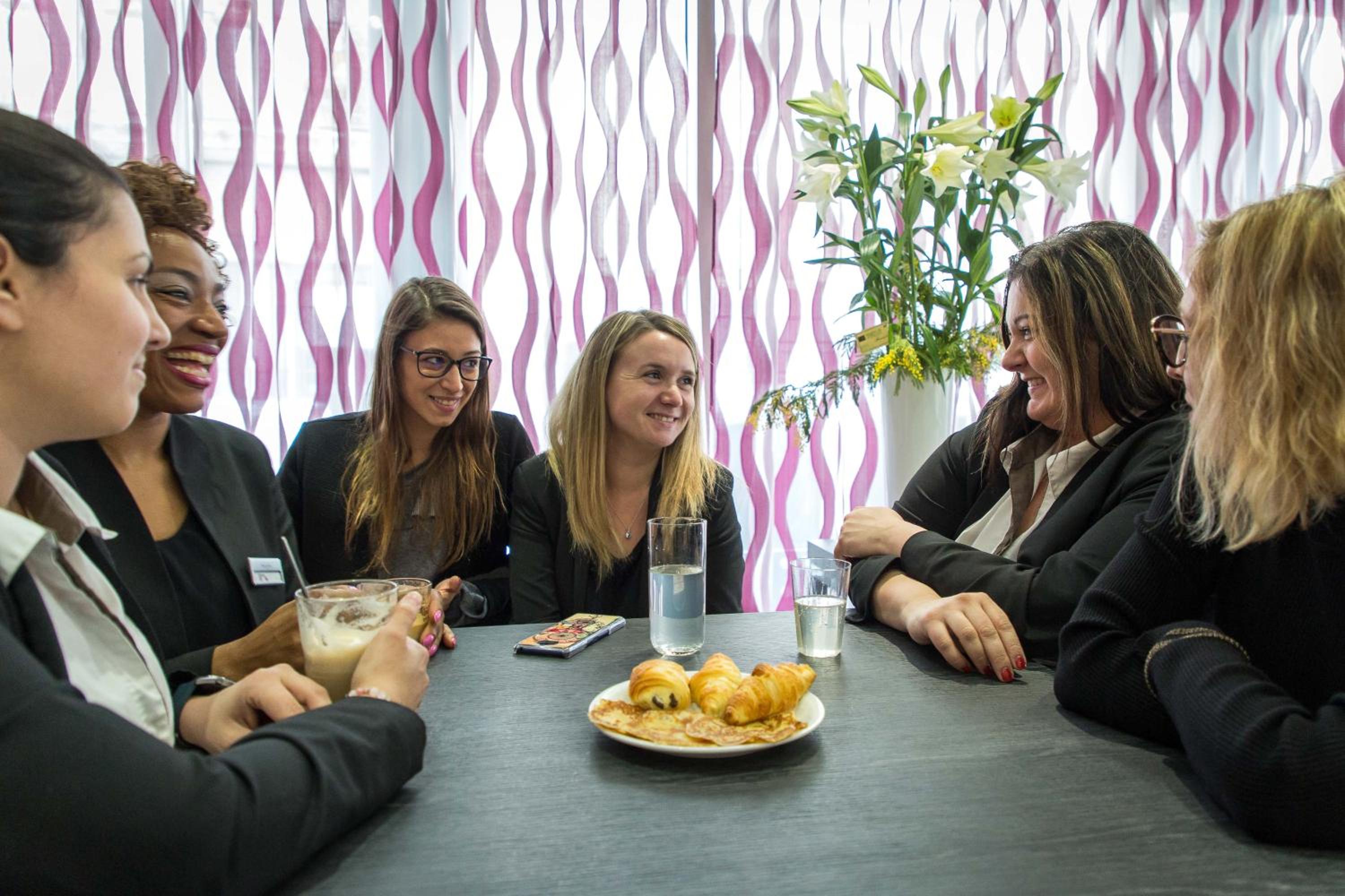Beziers Vacations - Mercure Beziers - Property Image 1