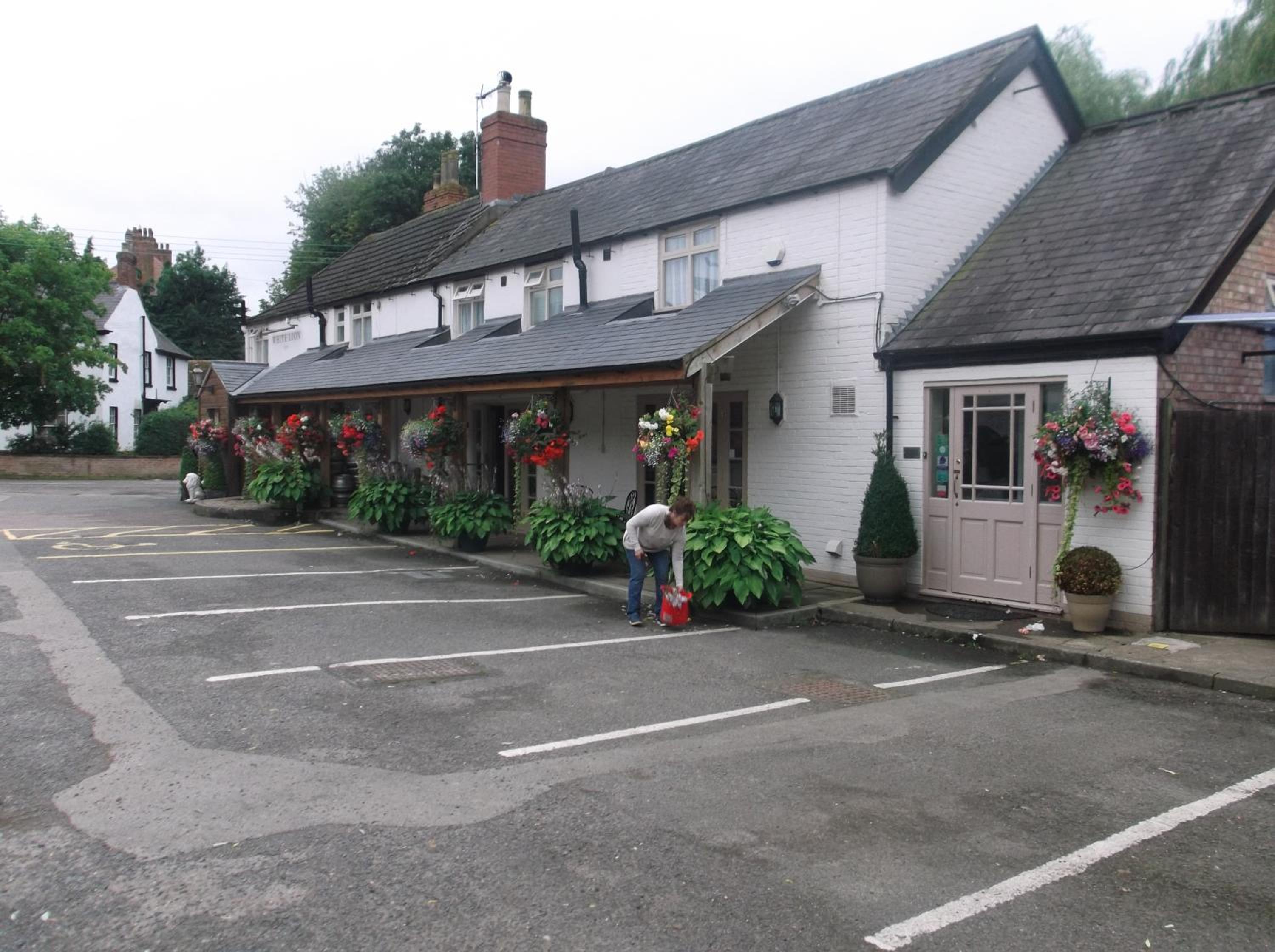 The White Lion Inn