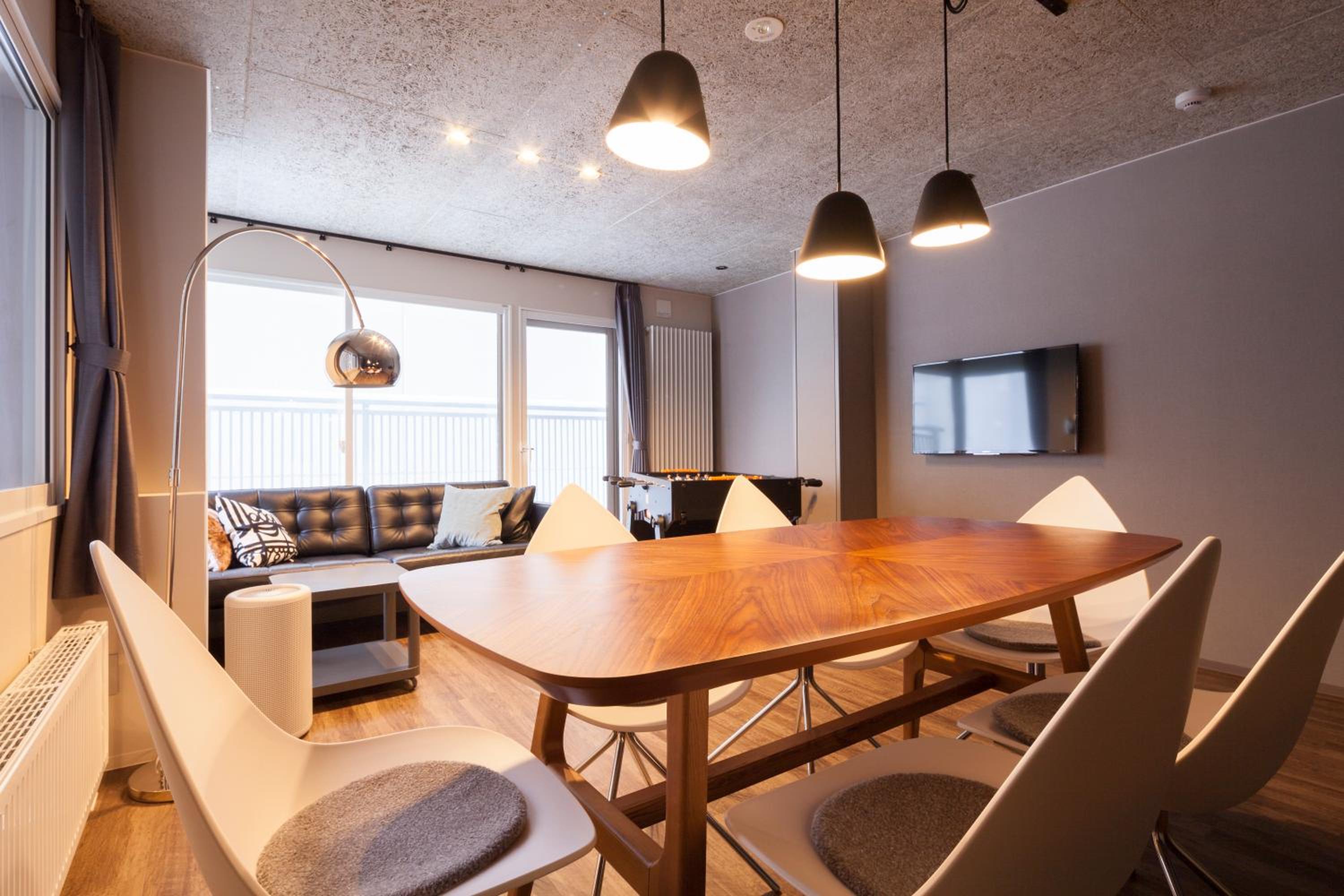 meeting & event spaces
