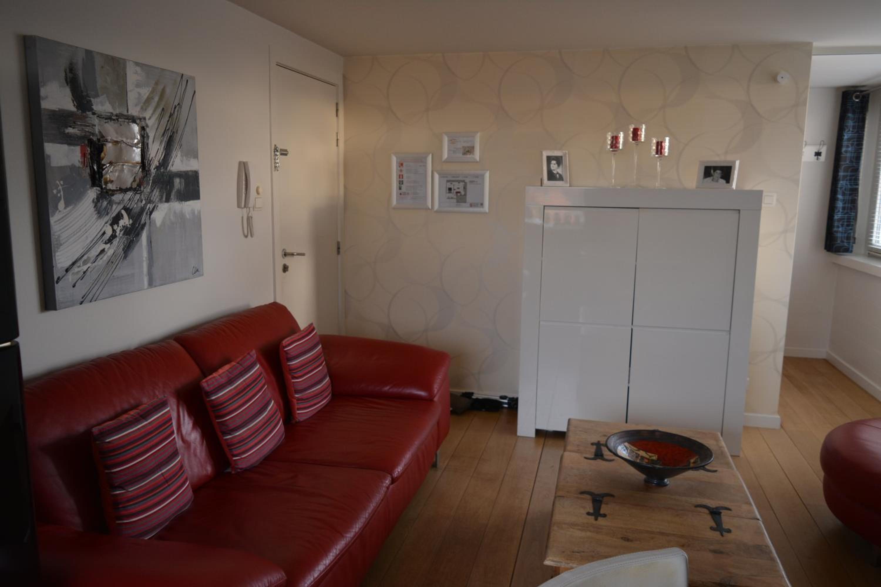 Maison Anna Clara - stijlvol gerenoveerd appartement met parkzicht in Nieuwpoort