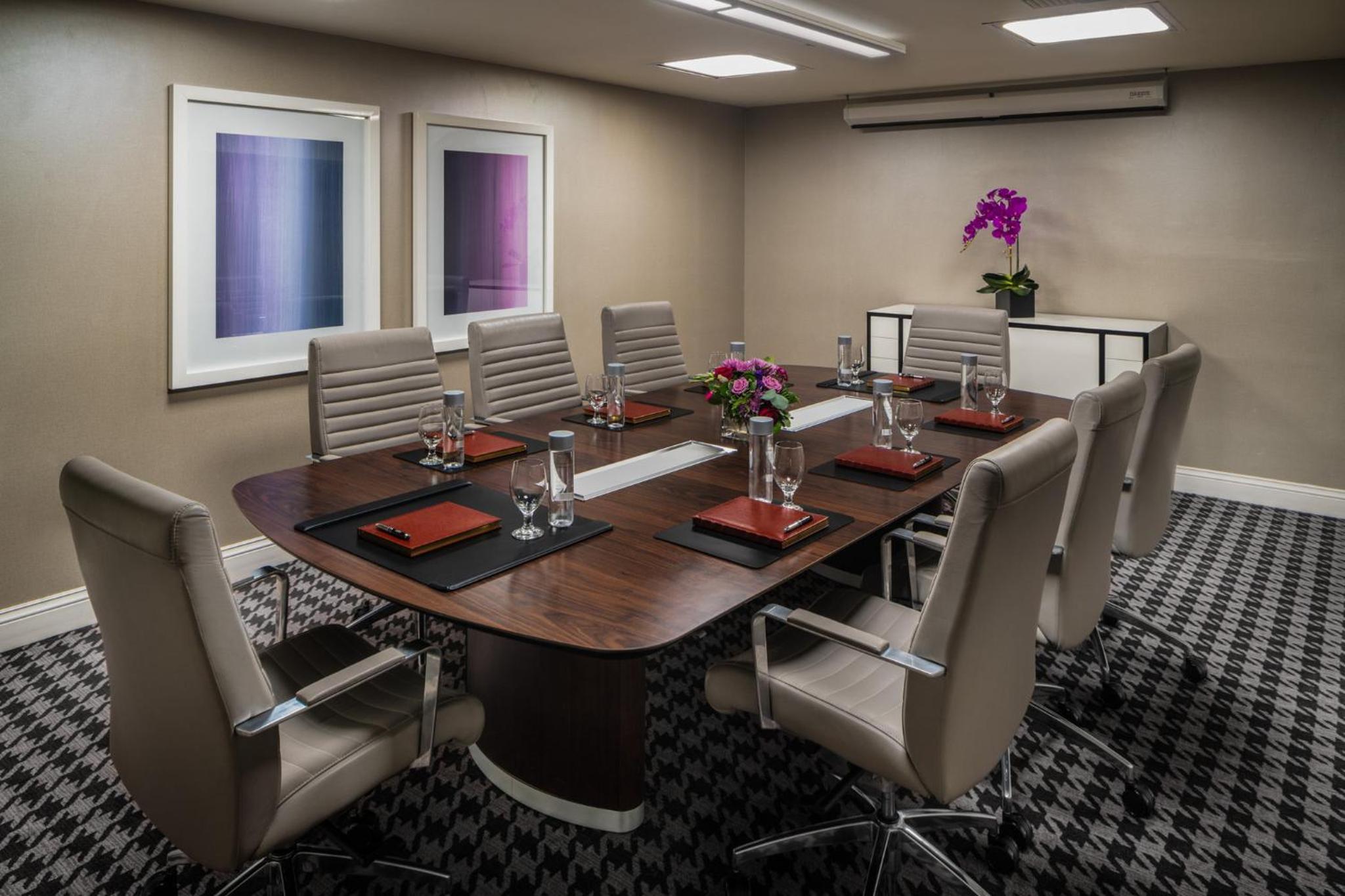 Hotel The Commerce Casino & Hotel - Image 1