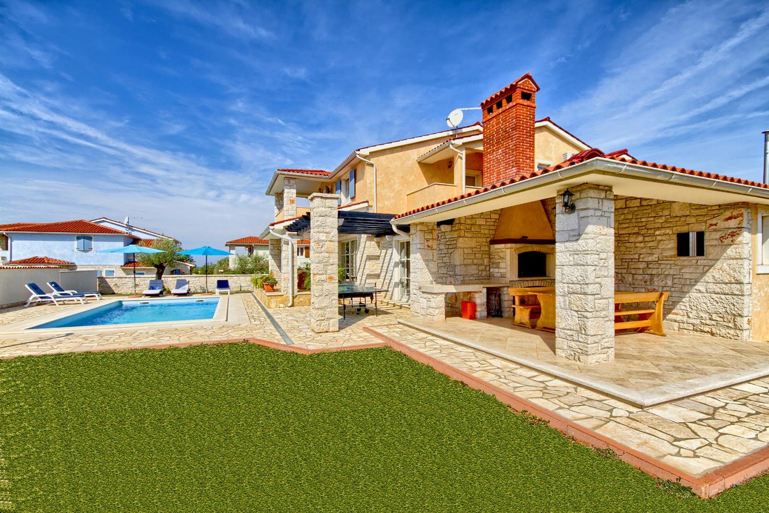 Charming villa Oliva with 4 bedrooms near the wonderful village of Fazana view 5