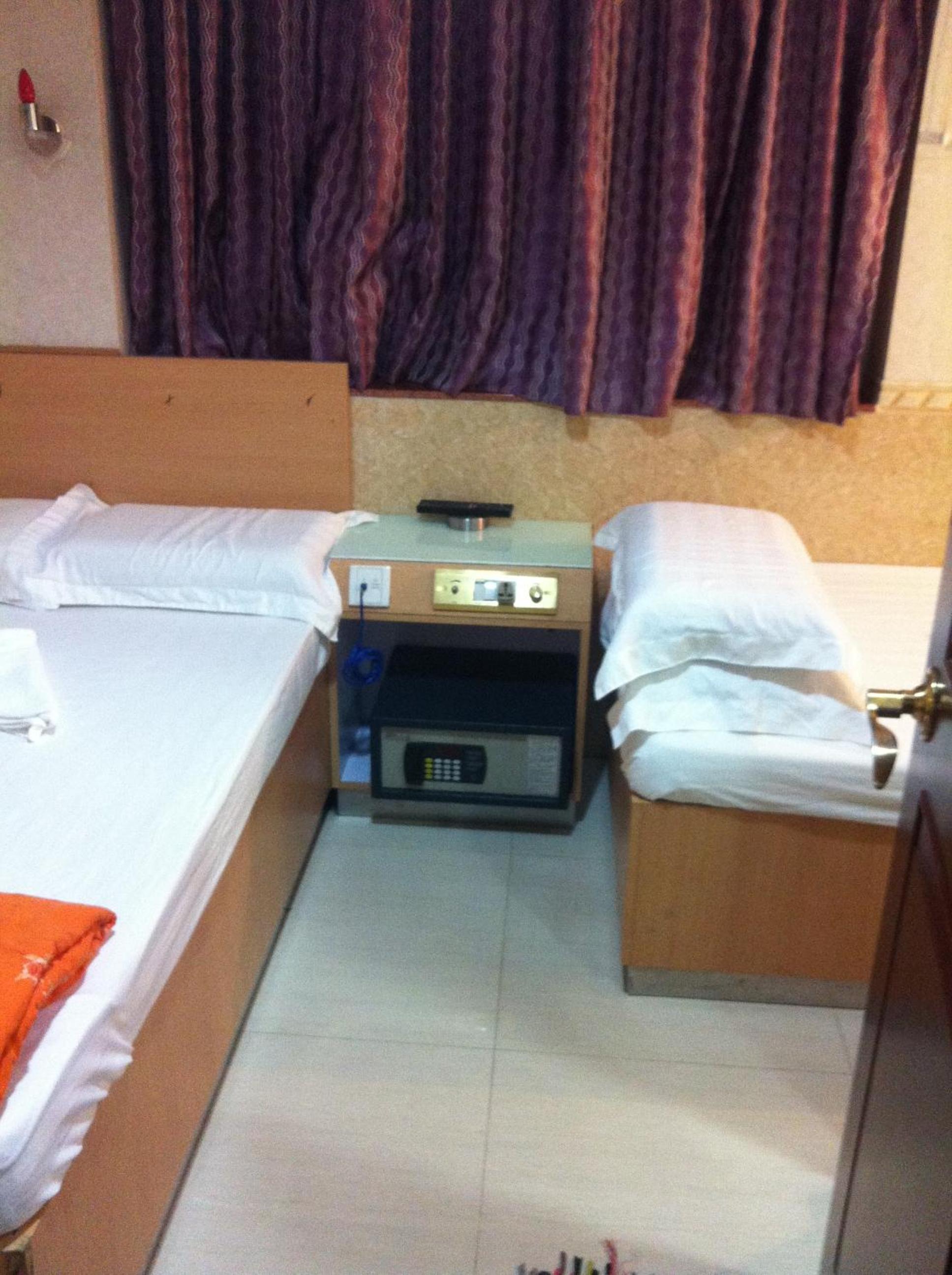 Everest Guest House