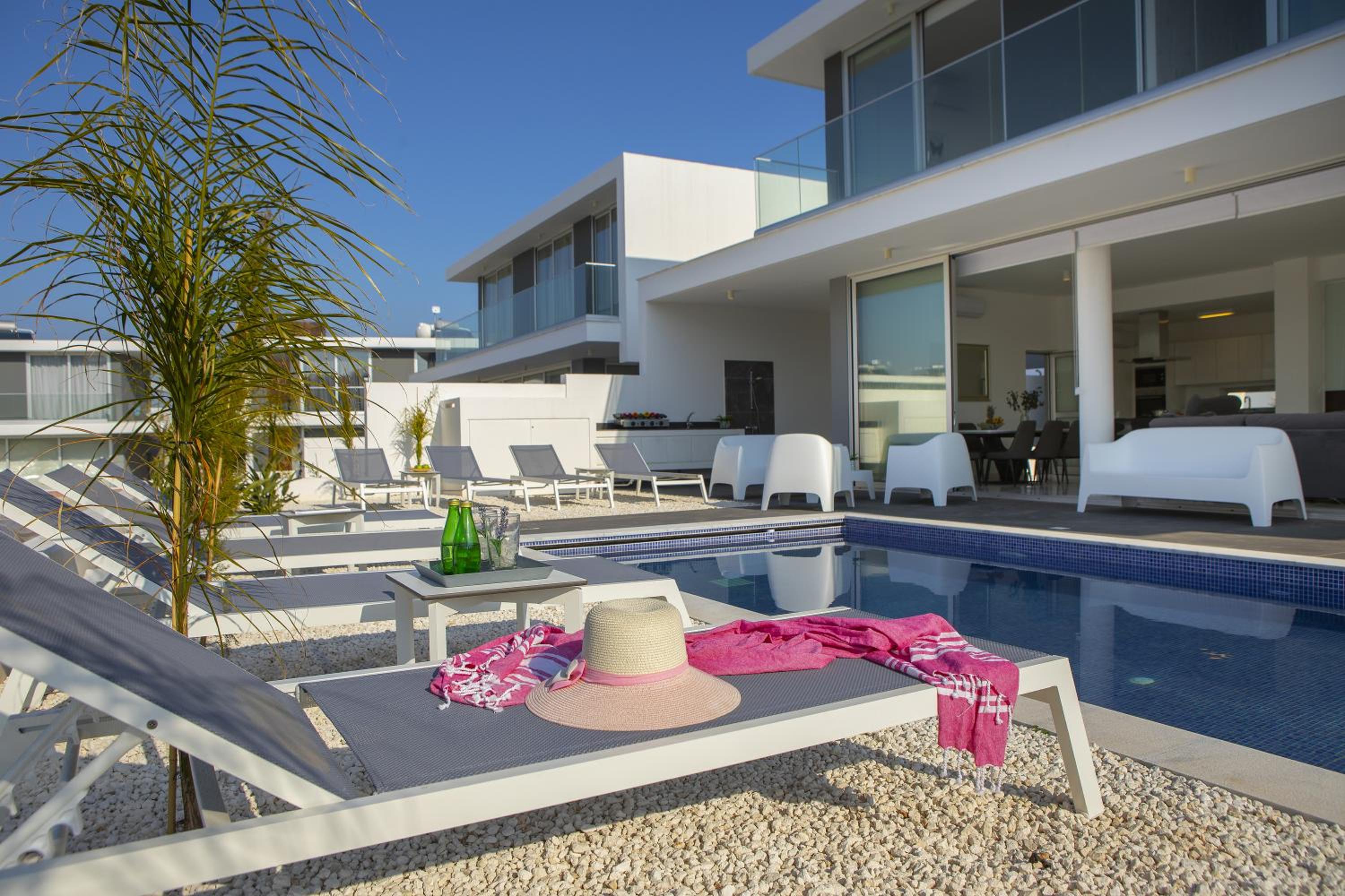 Protaras Olivine Pearl view 5