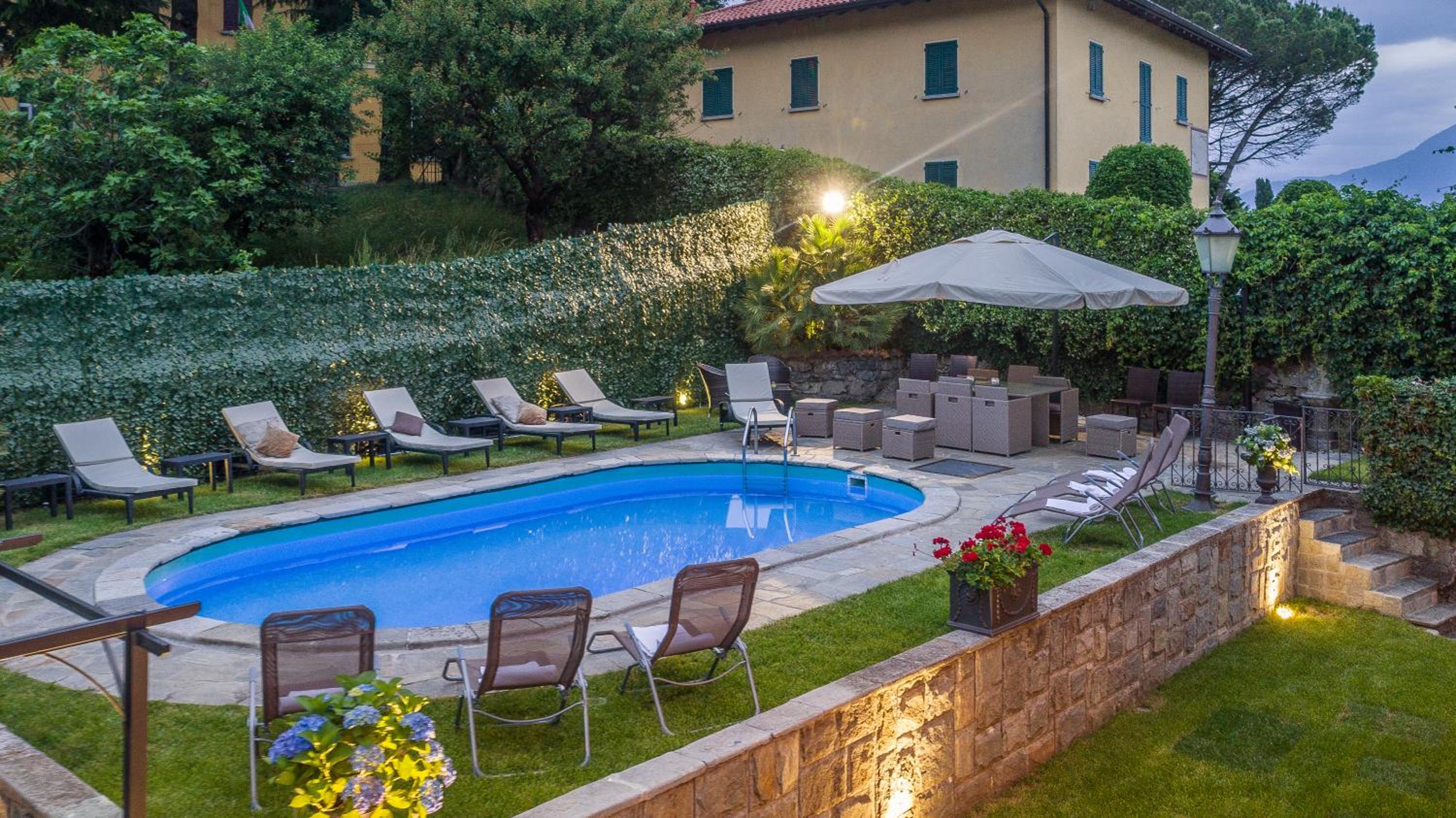 The Lake Como Villa view 5