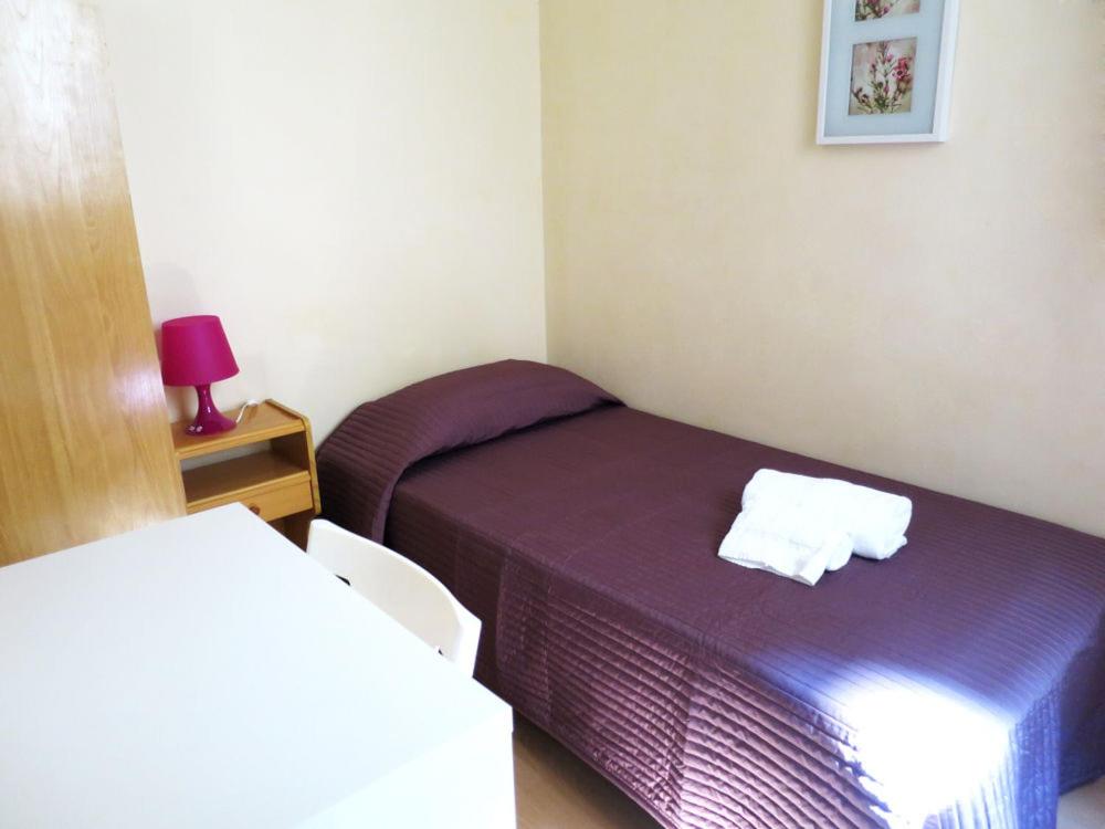 Hostal Balmes Centro