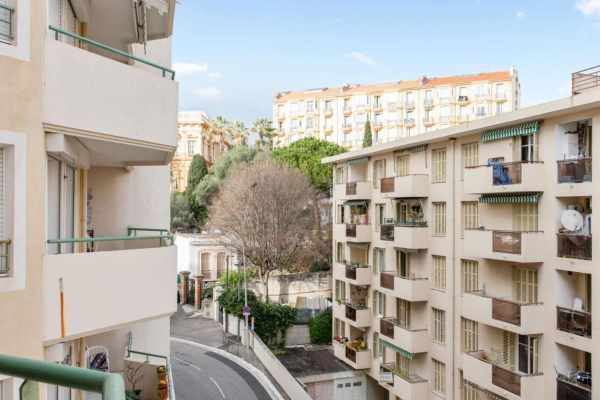 Modern studio with terrace in Nice center 3 min to the beach - Welkeys photo 5