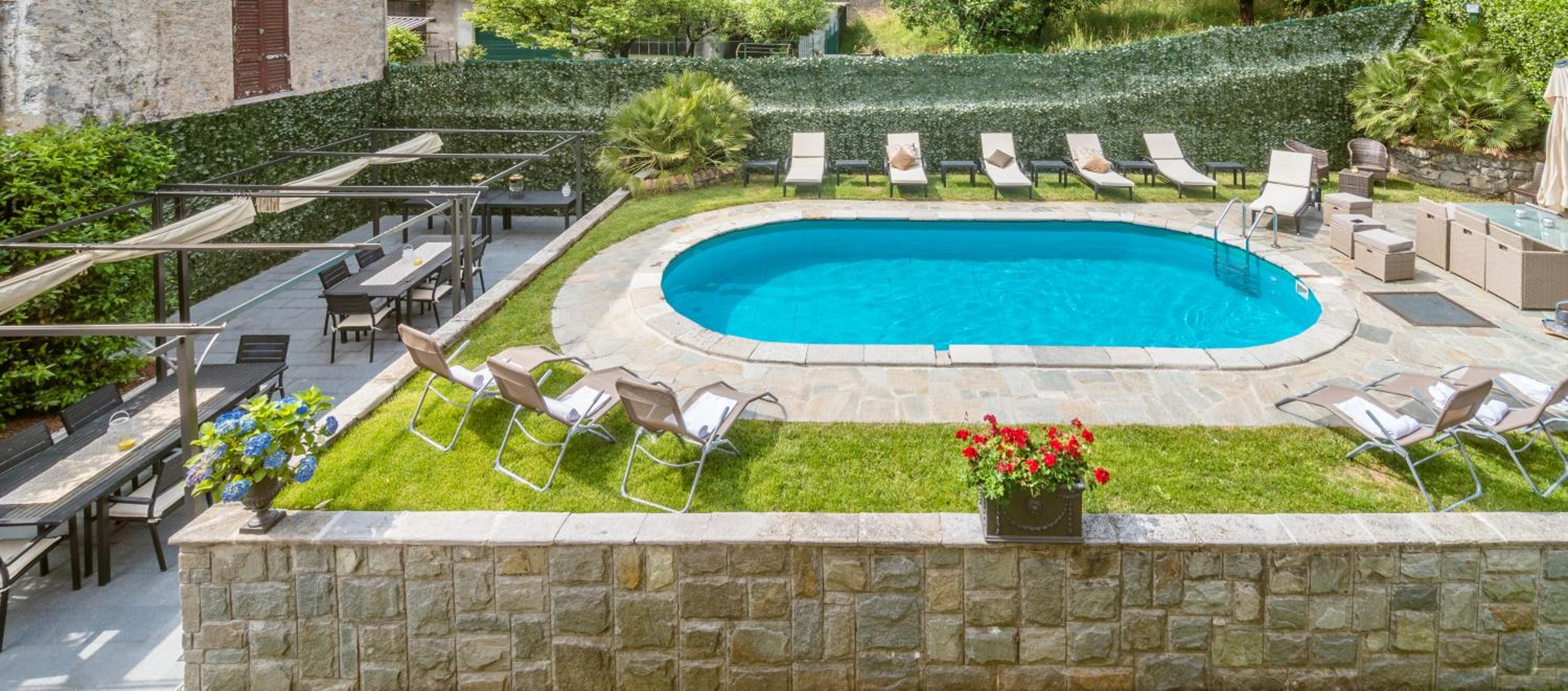 The Lake Como Villa view 3