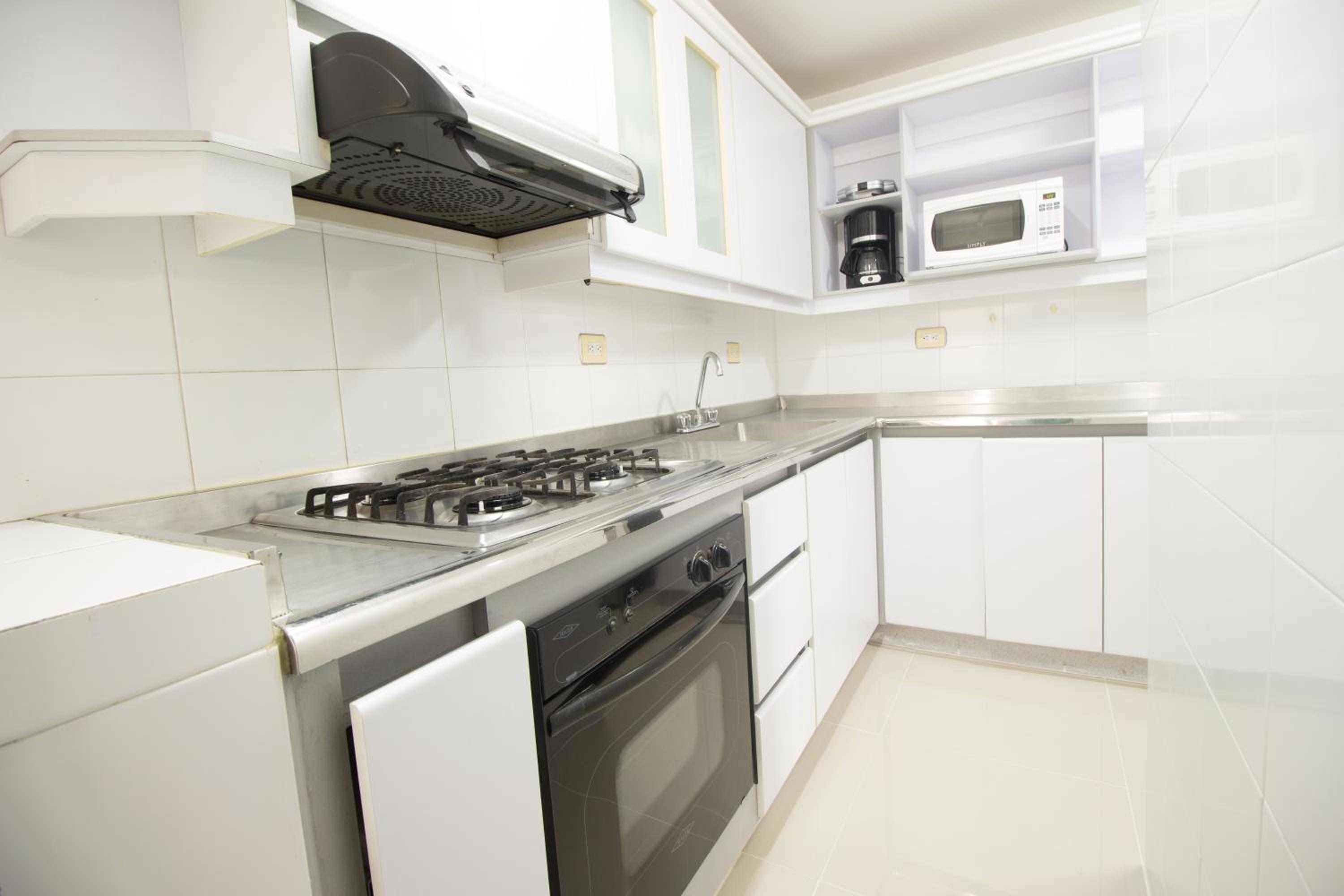 San Fernando Suite 202 - Livin Colombia view 5
