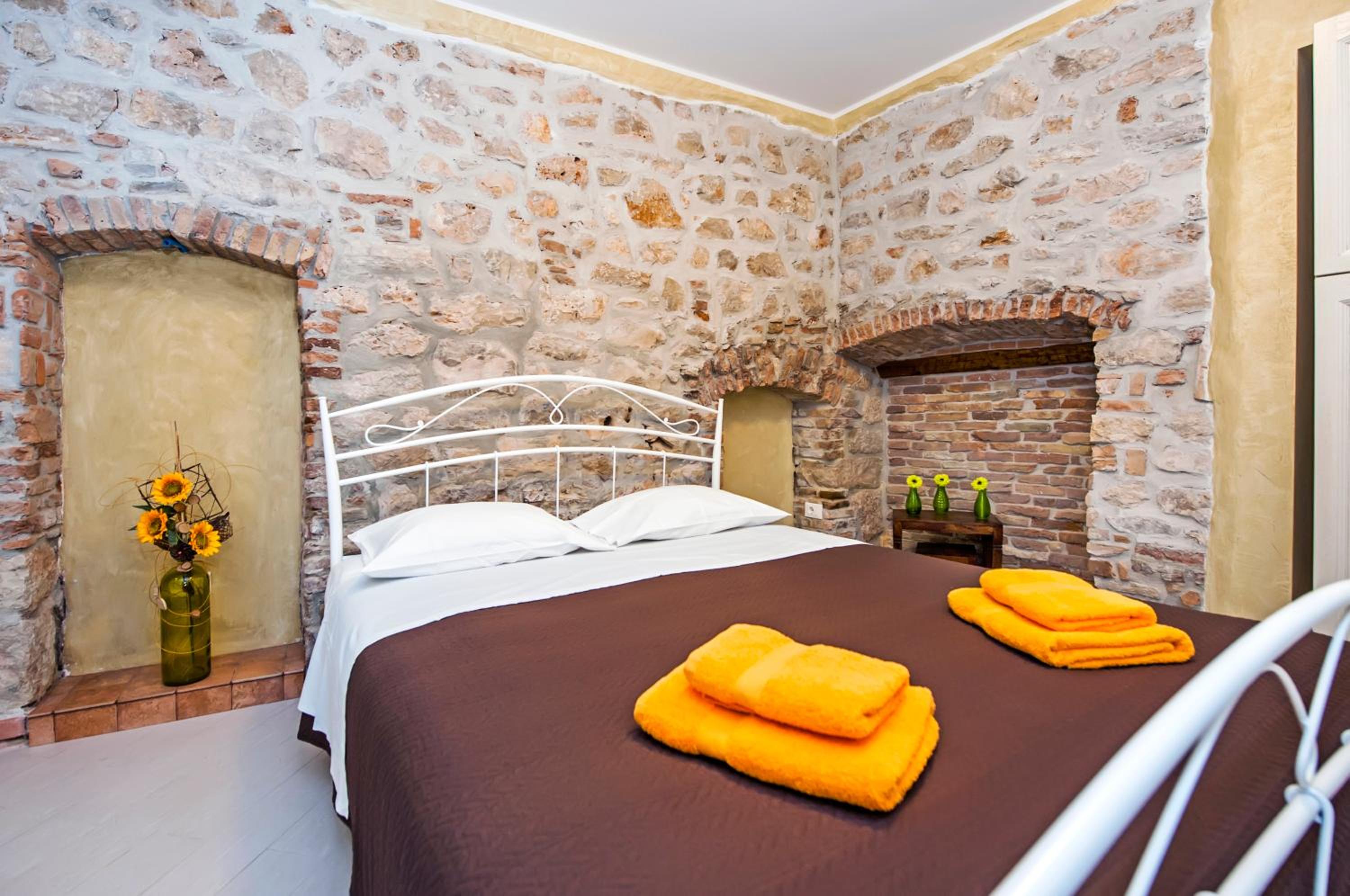 Studio DeAmicis of Downtown Rovinj view 3