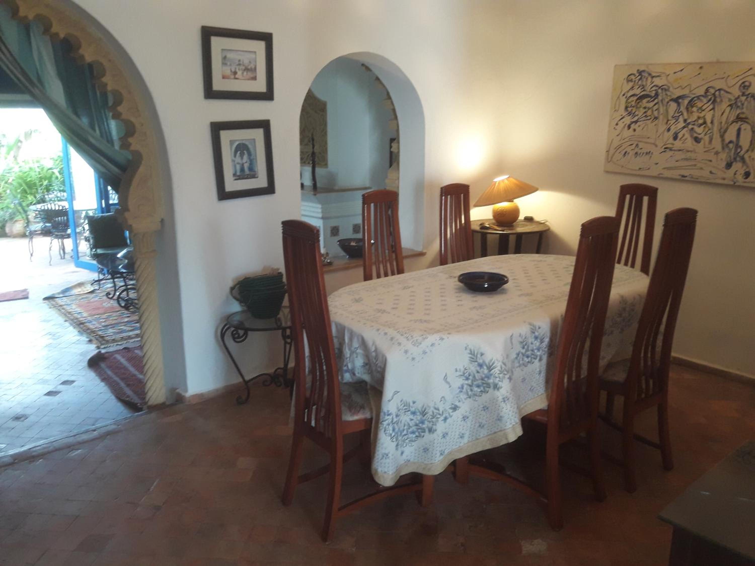dining
