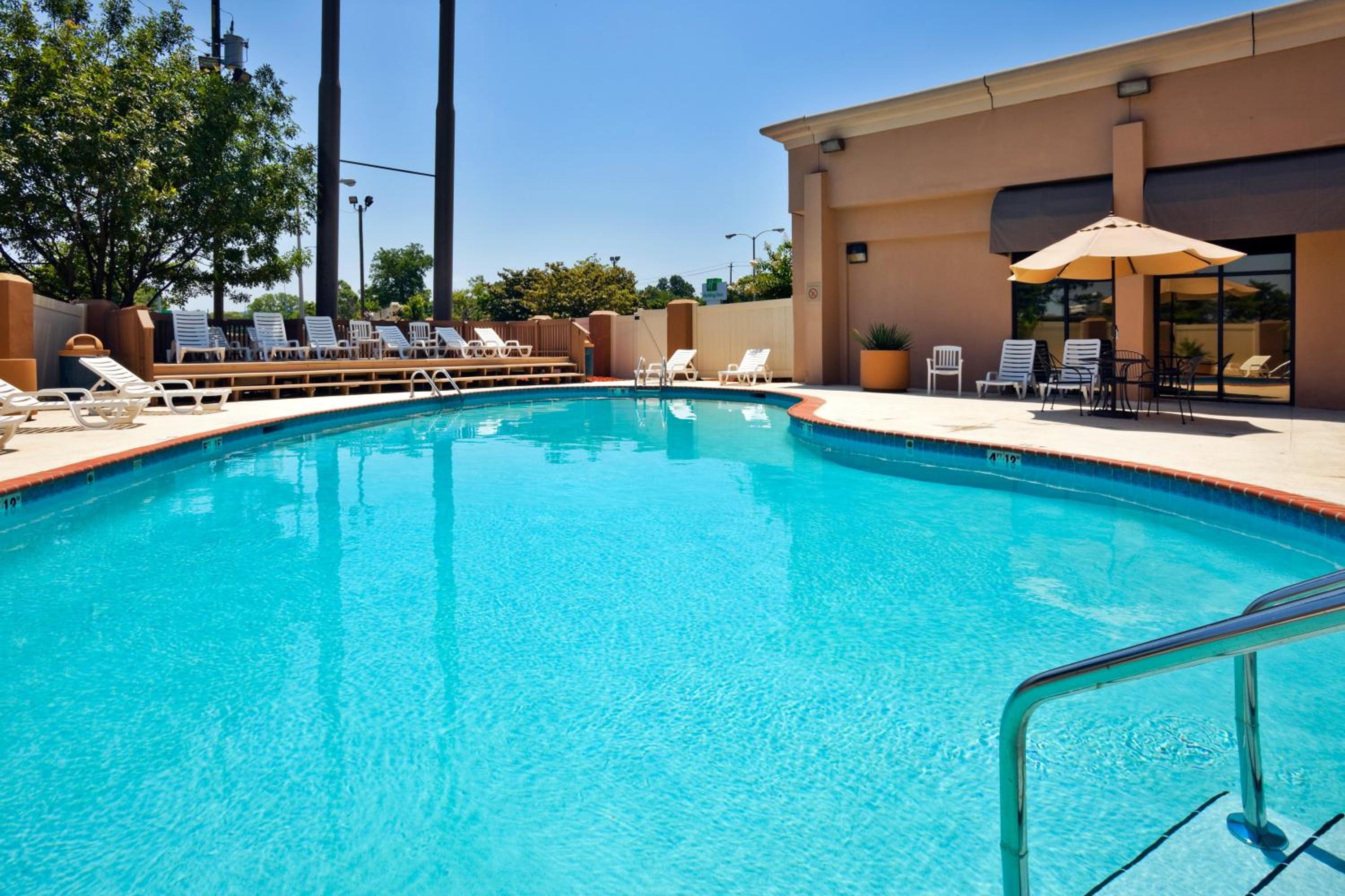 Birmingham Vacations - Holiday Inn Birmingham-Airport, an IHG Hotel - Property Image 4