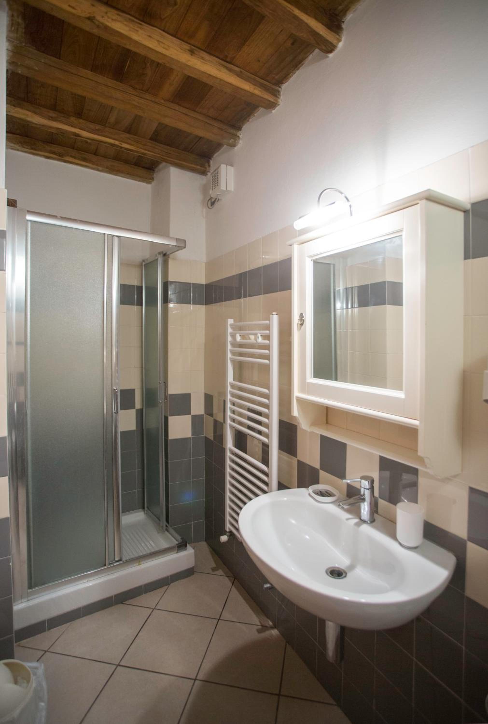 Scorci Di Mare en Riomaggiore — bathroom