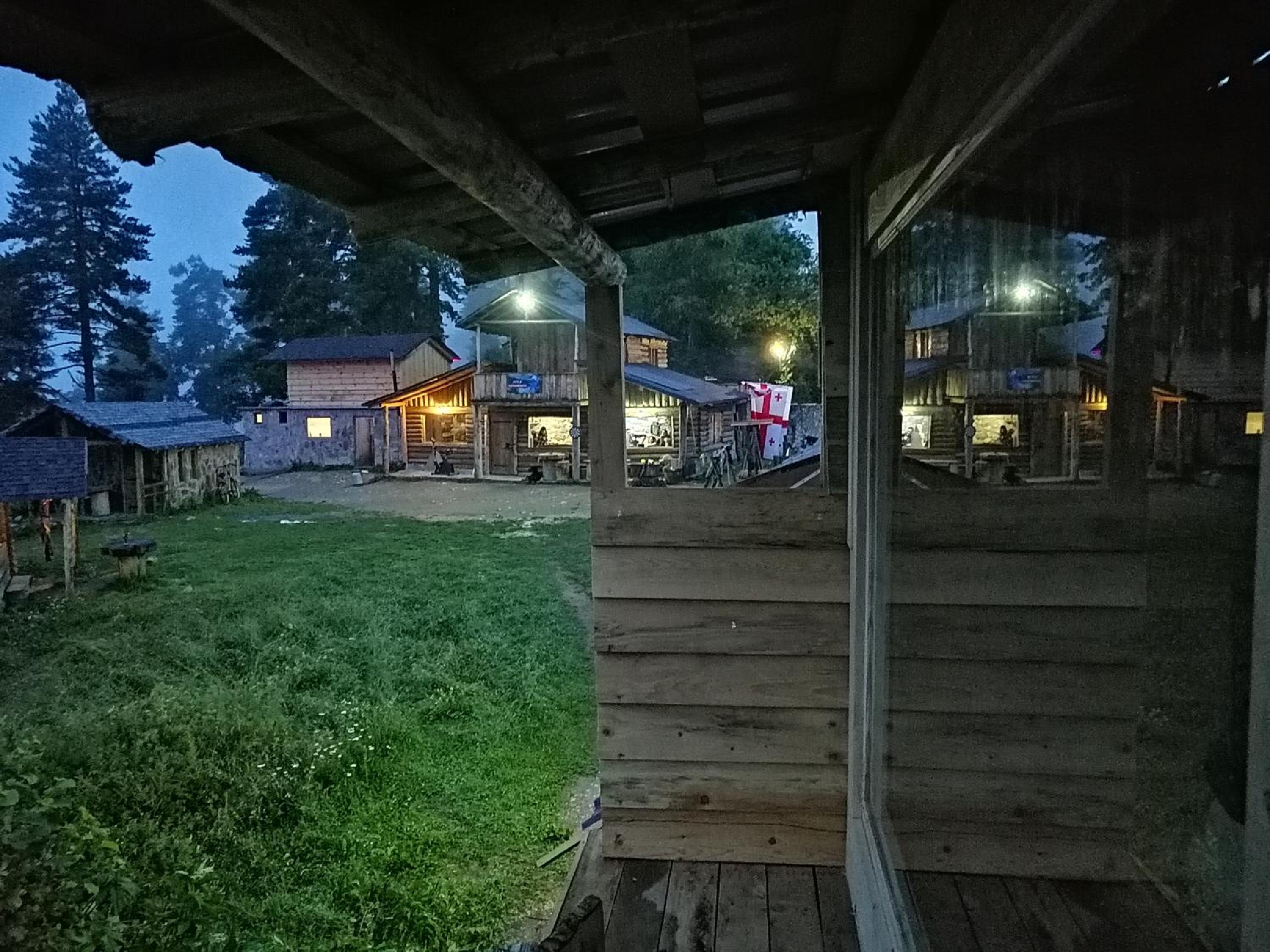 Heshkili huts and cabins Svaneti