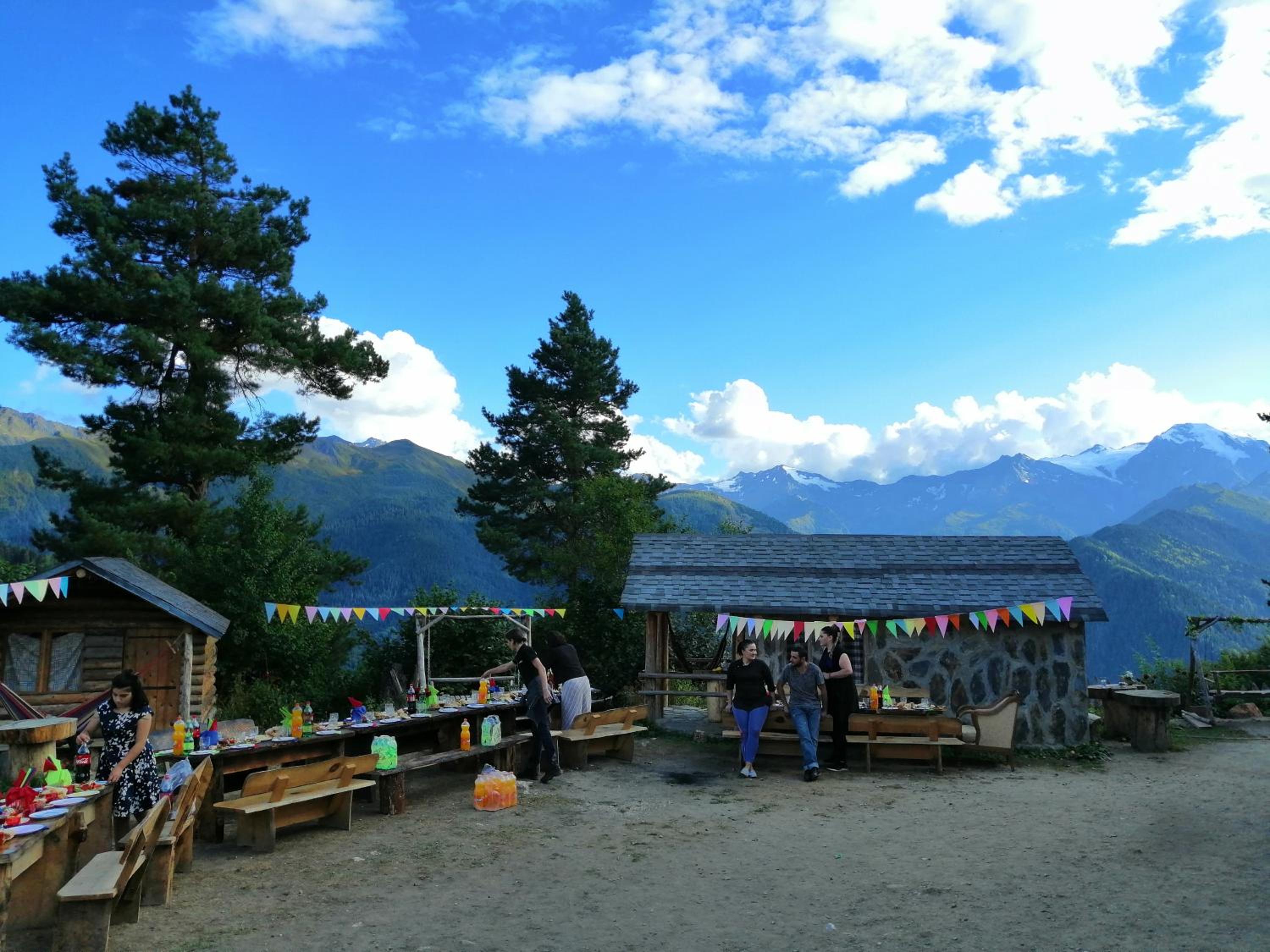 Heshkili huts and cabins Svaneti