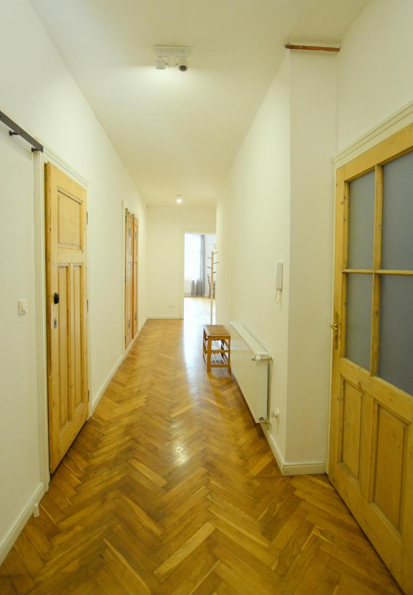 Apartament pod Zamkiem 8os. view 4