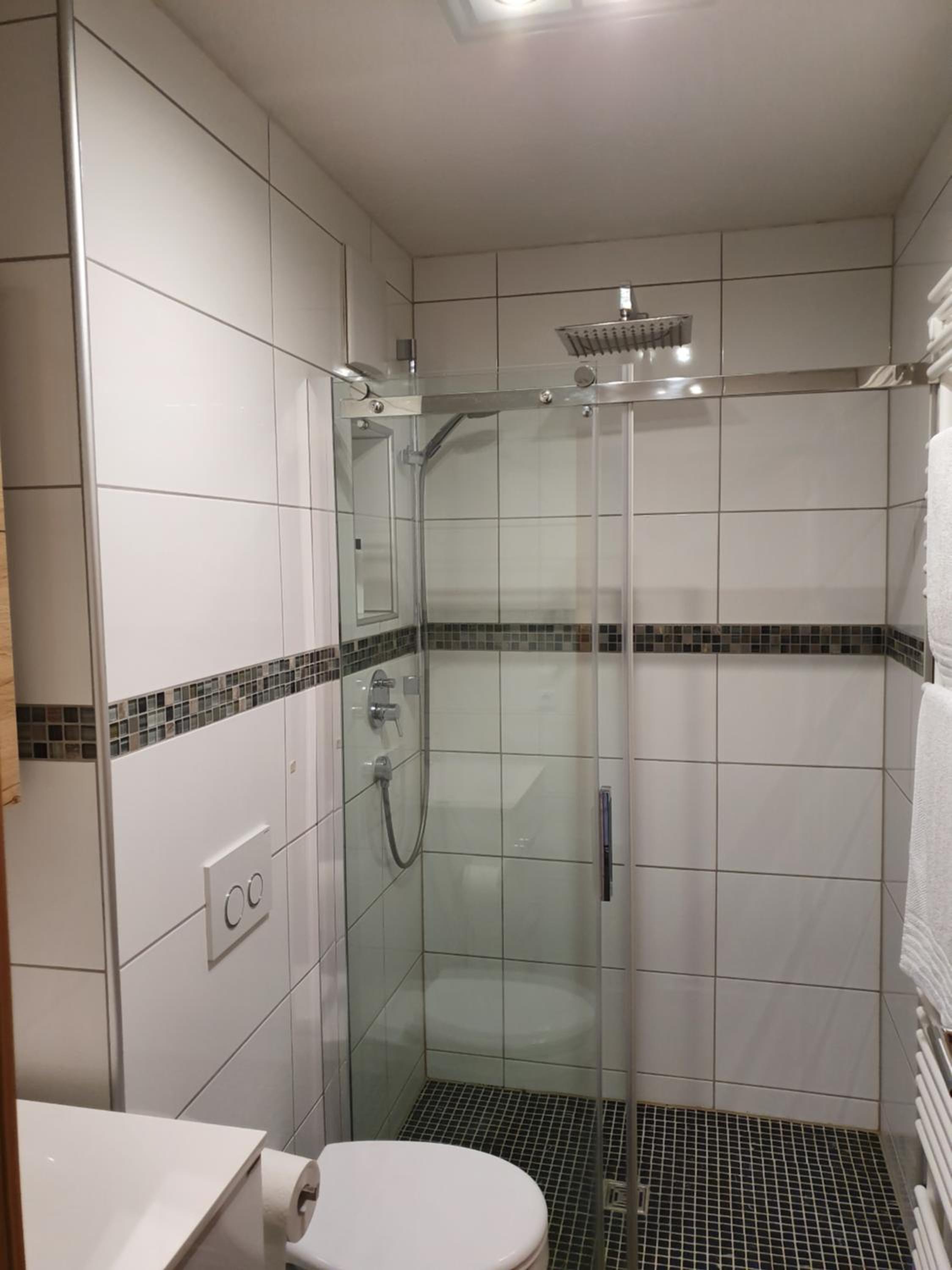 Exklusive moderne 2 Zi. Wohnung in ruhiger Lage - Property Image 7