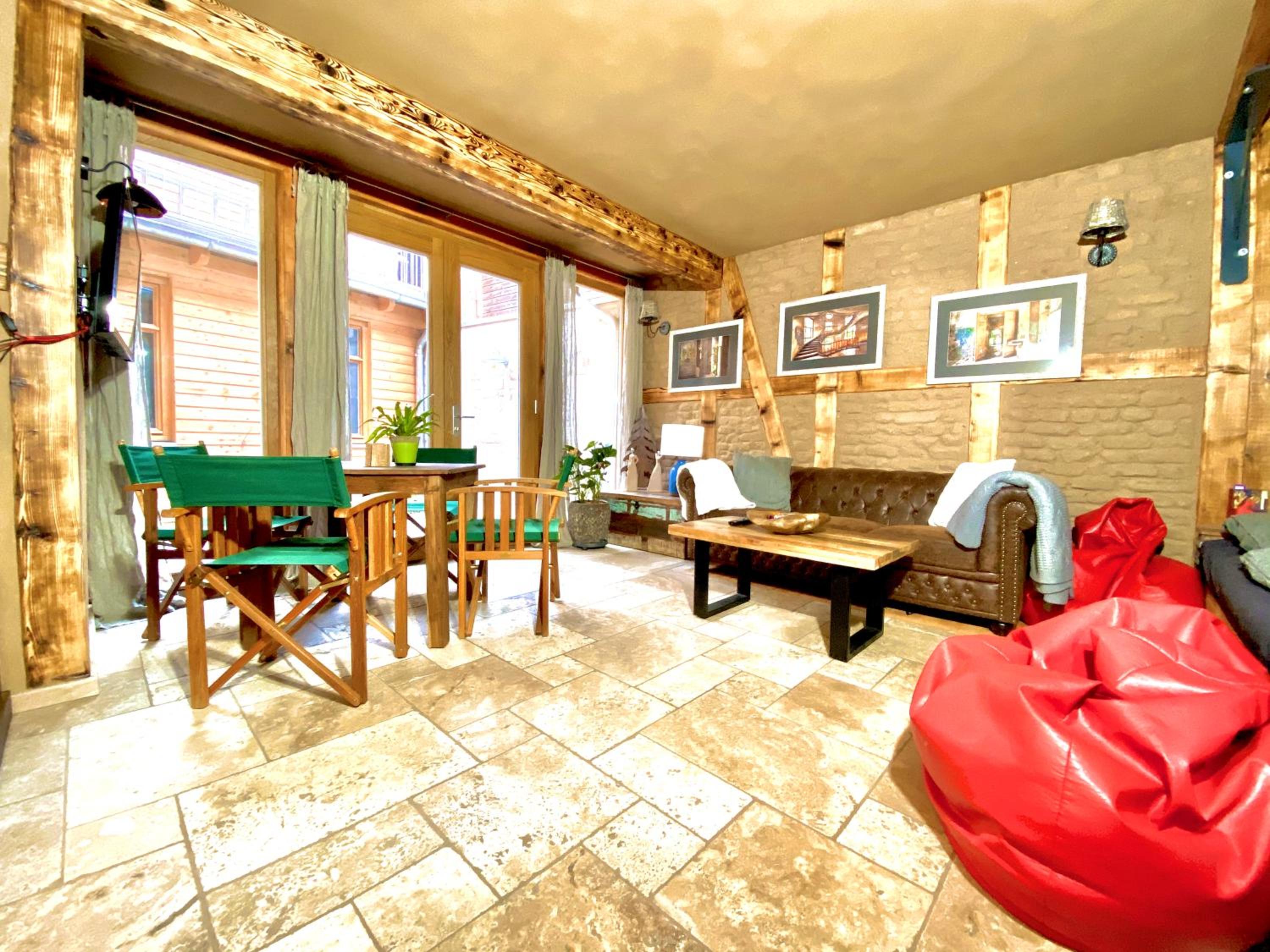 lounge