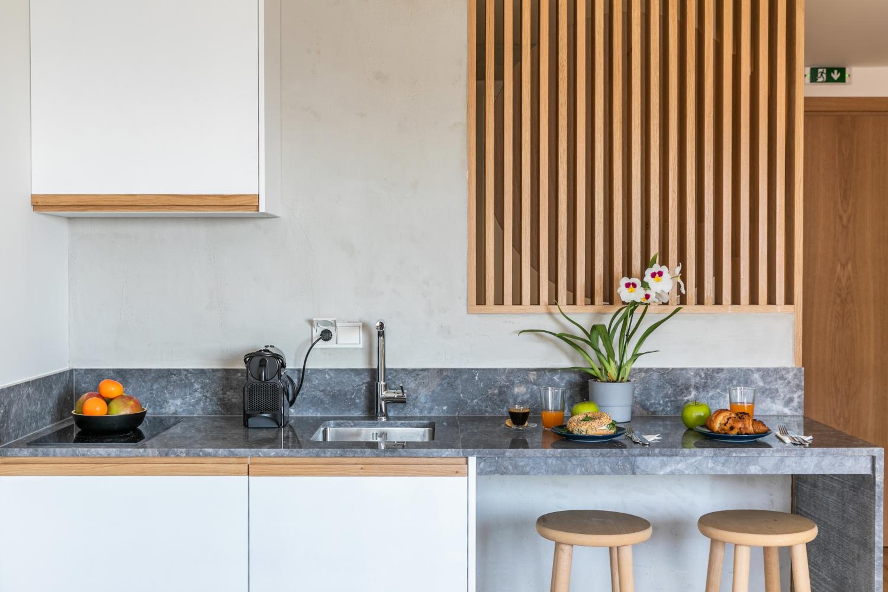 Septa Studios by Skg Apartments view 5