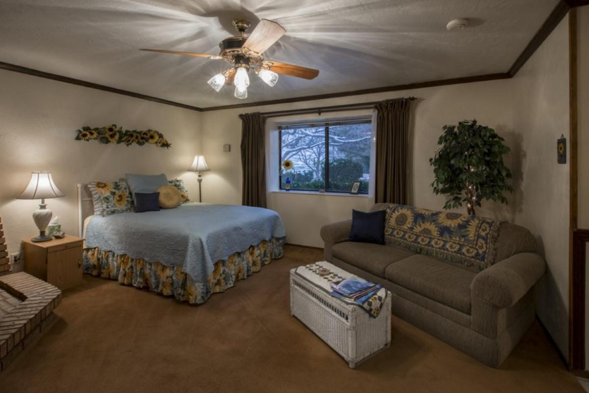 Canyon Colors Bed and Breakfast view 3