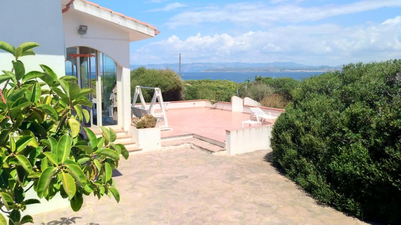 Carloforte Palme House - 4BR, Walk to Beach & Garden view 5