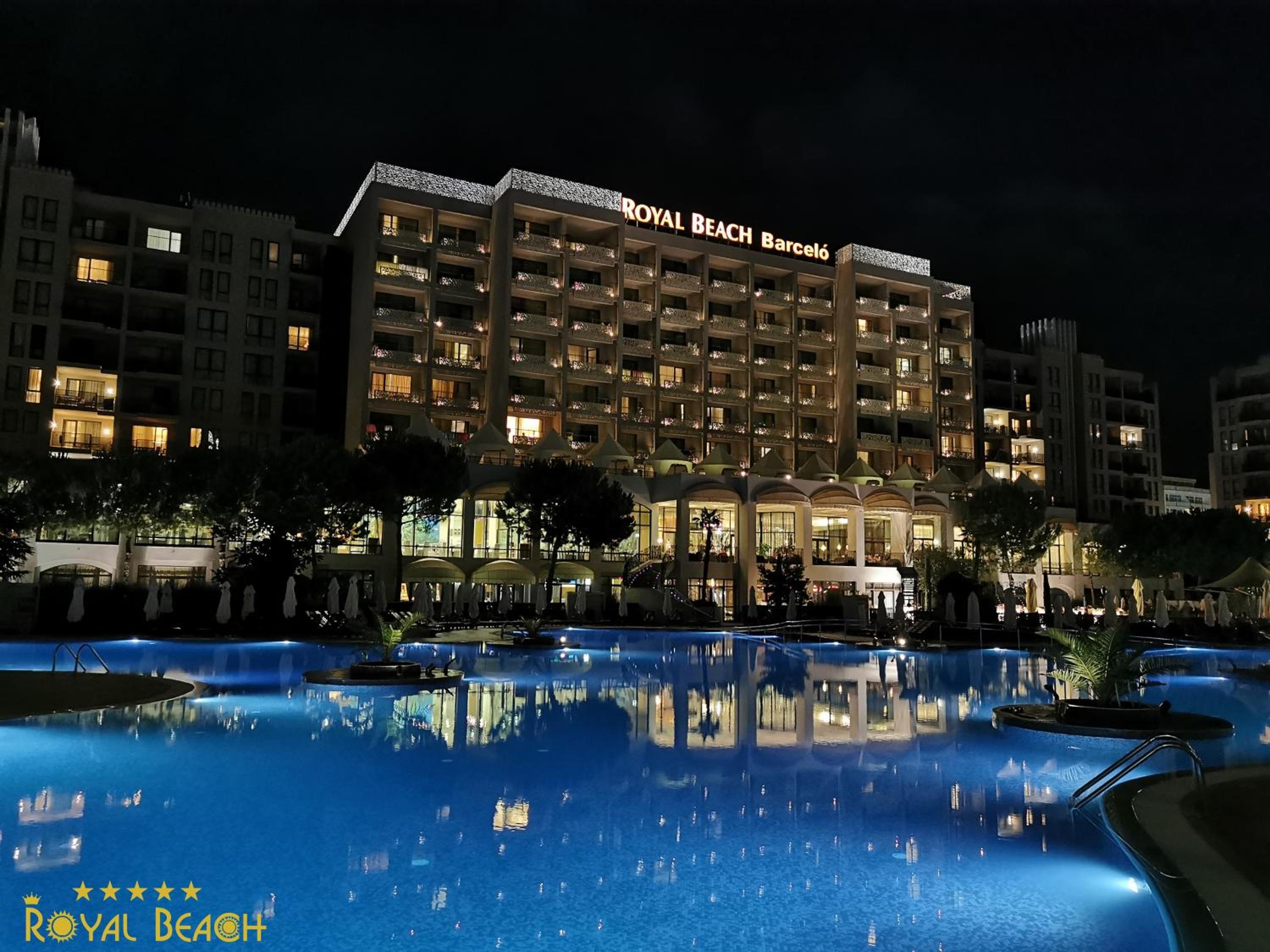 ROYAL BEACH HOTEL apartment