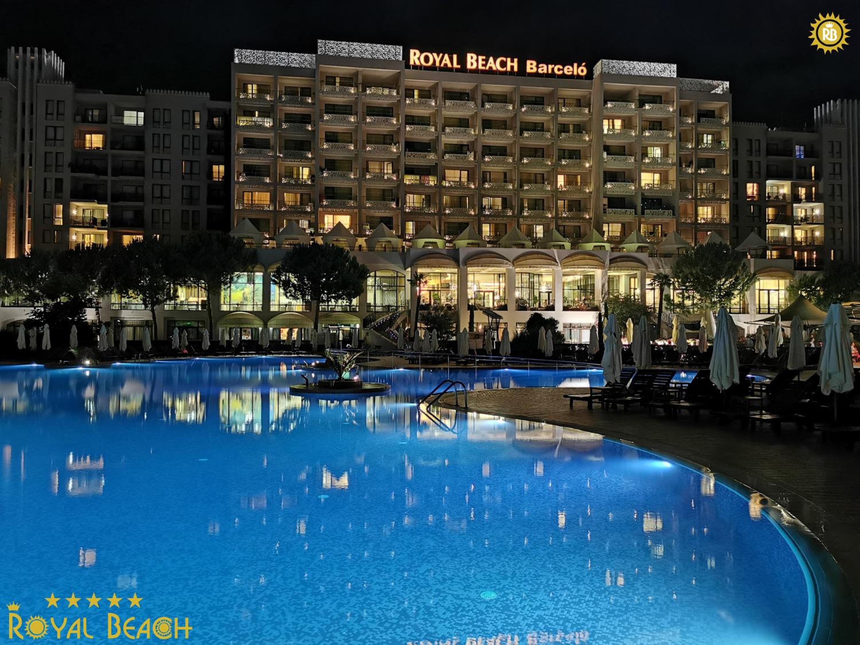 ROYAL BEACH HOTEL apartment