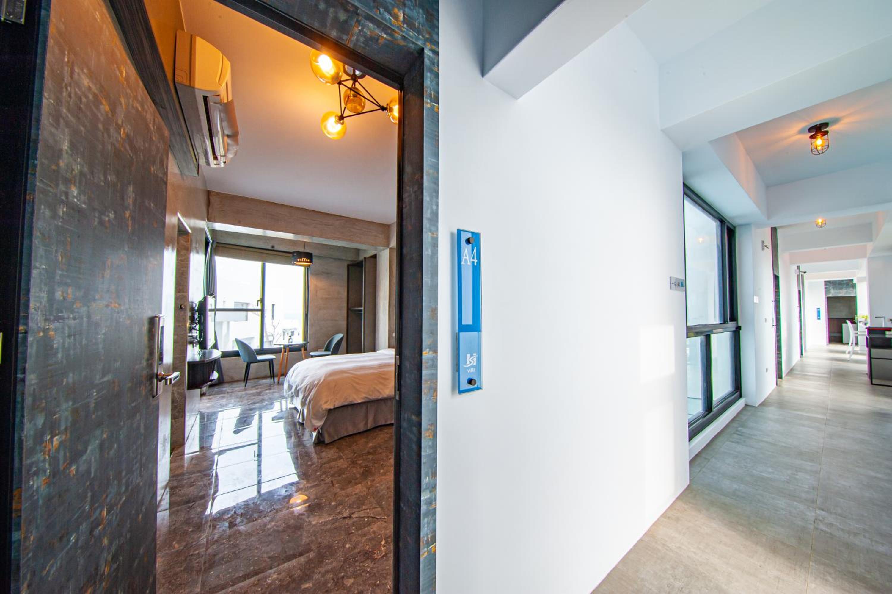 Photo 24