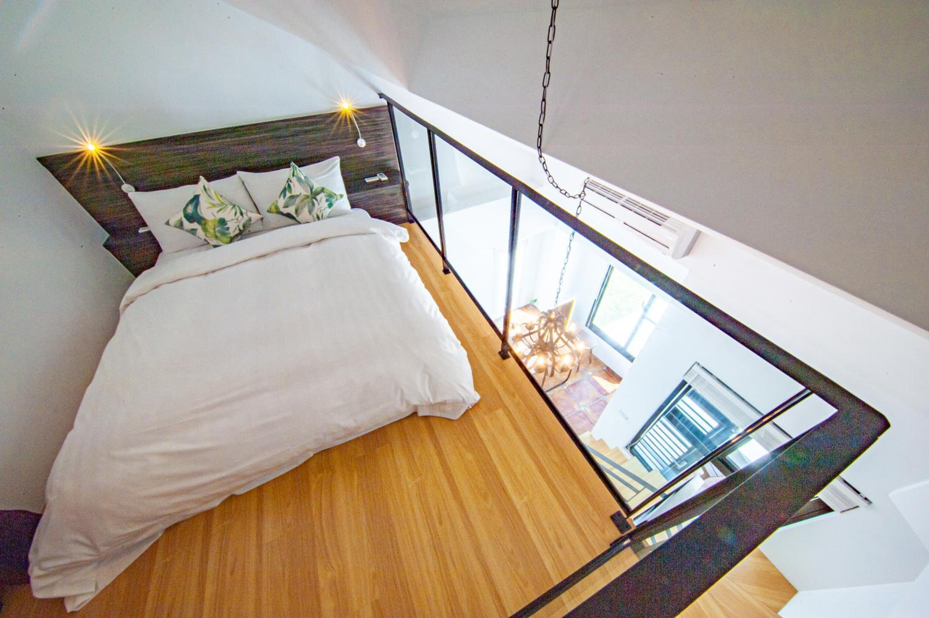 Photo 73