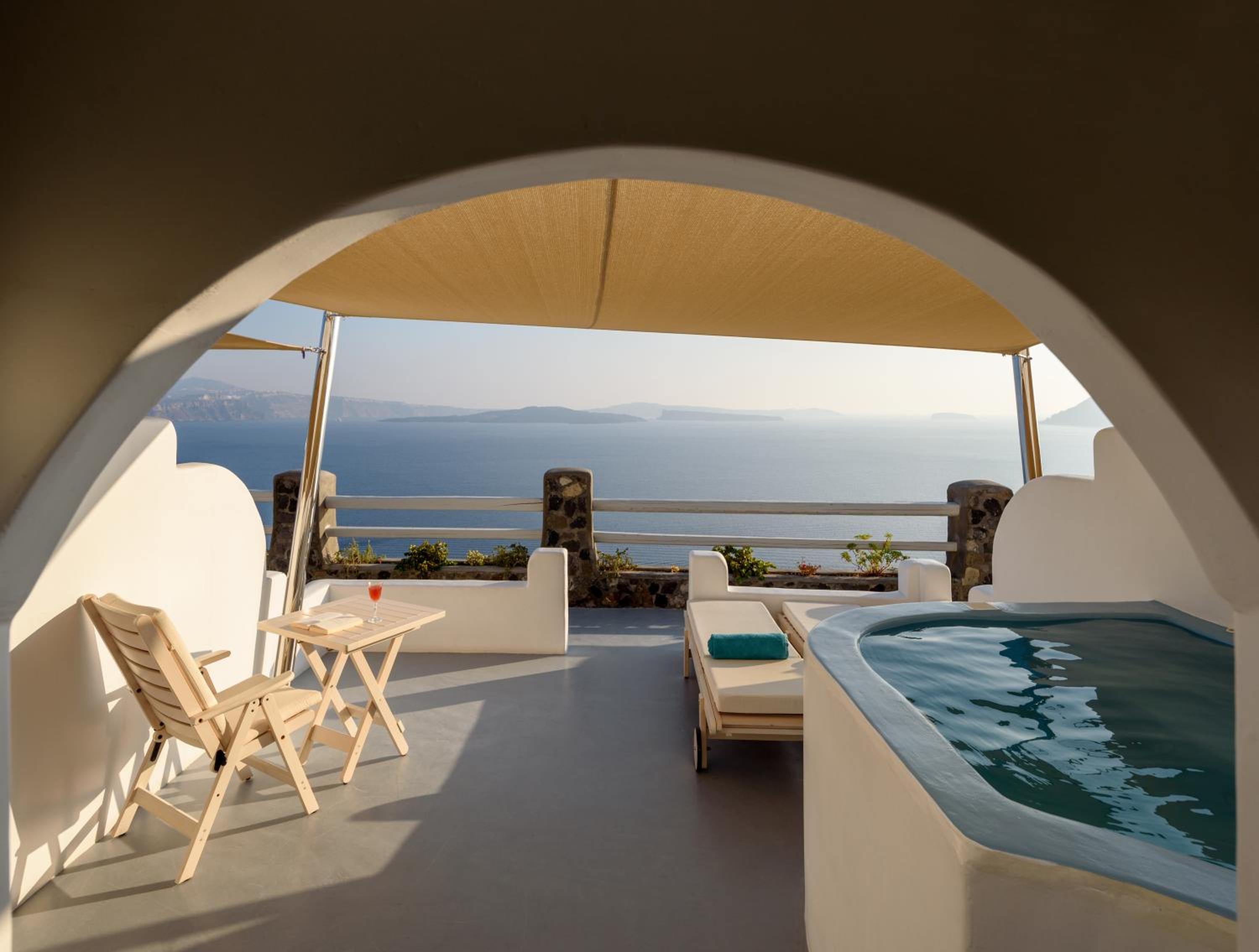 Oia Vacations - Thirea Suites - Property Image 8