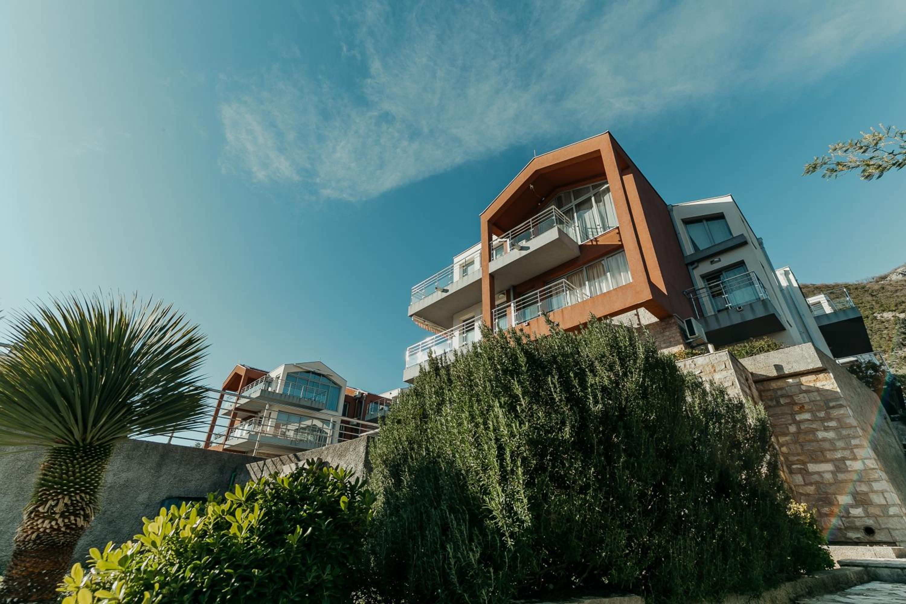 Acacia Hills B1 view 2