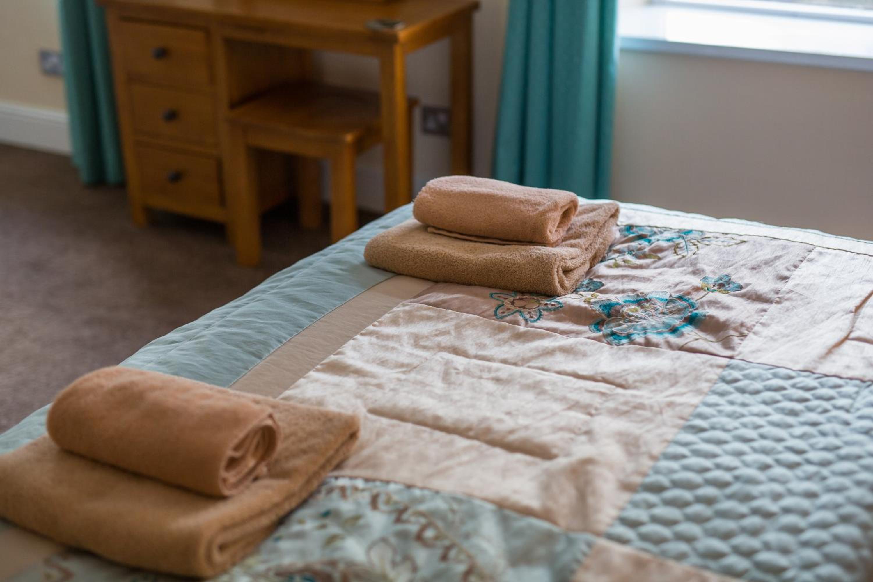 Host & Stay - Tulip Cottage view 3