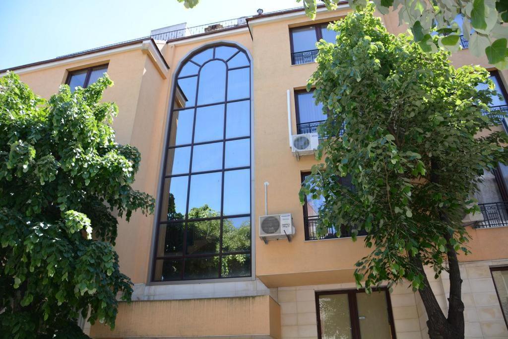 Vazov Residence , two bedroom top centre apartment view 4