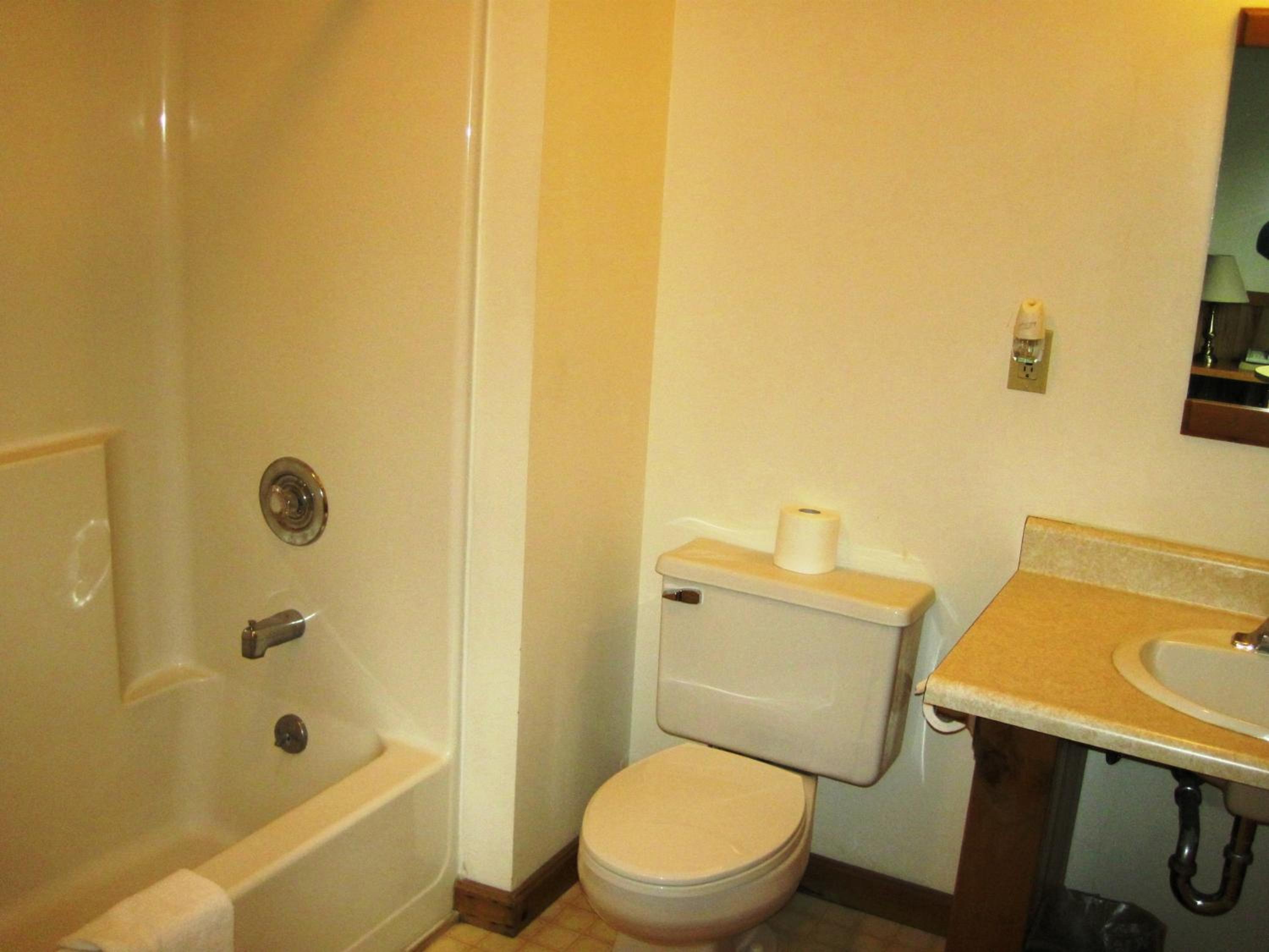 Killington Vacations - Mountain Sports Inn - Property Image 15