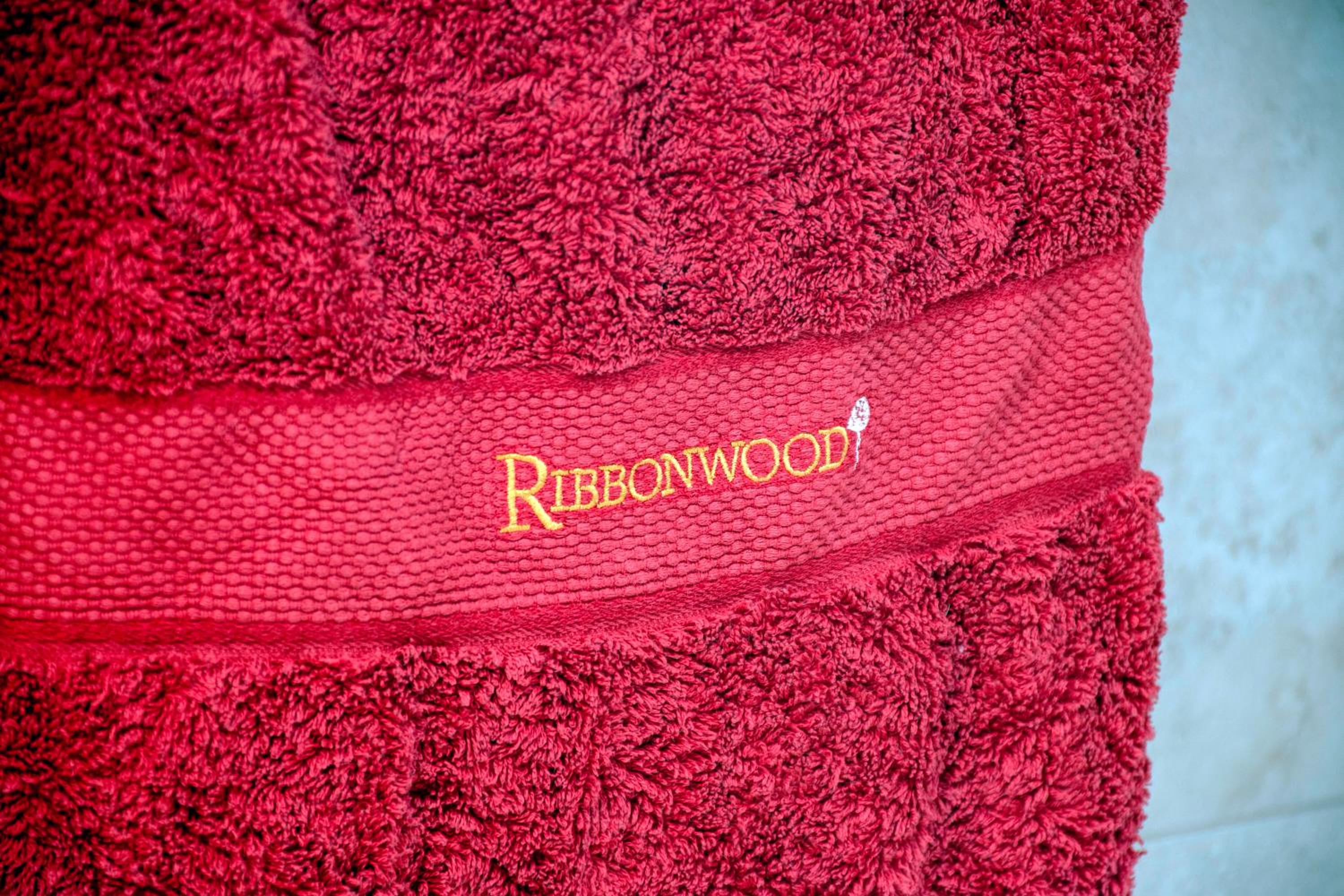 Ribbonwood Country House