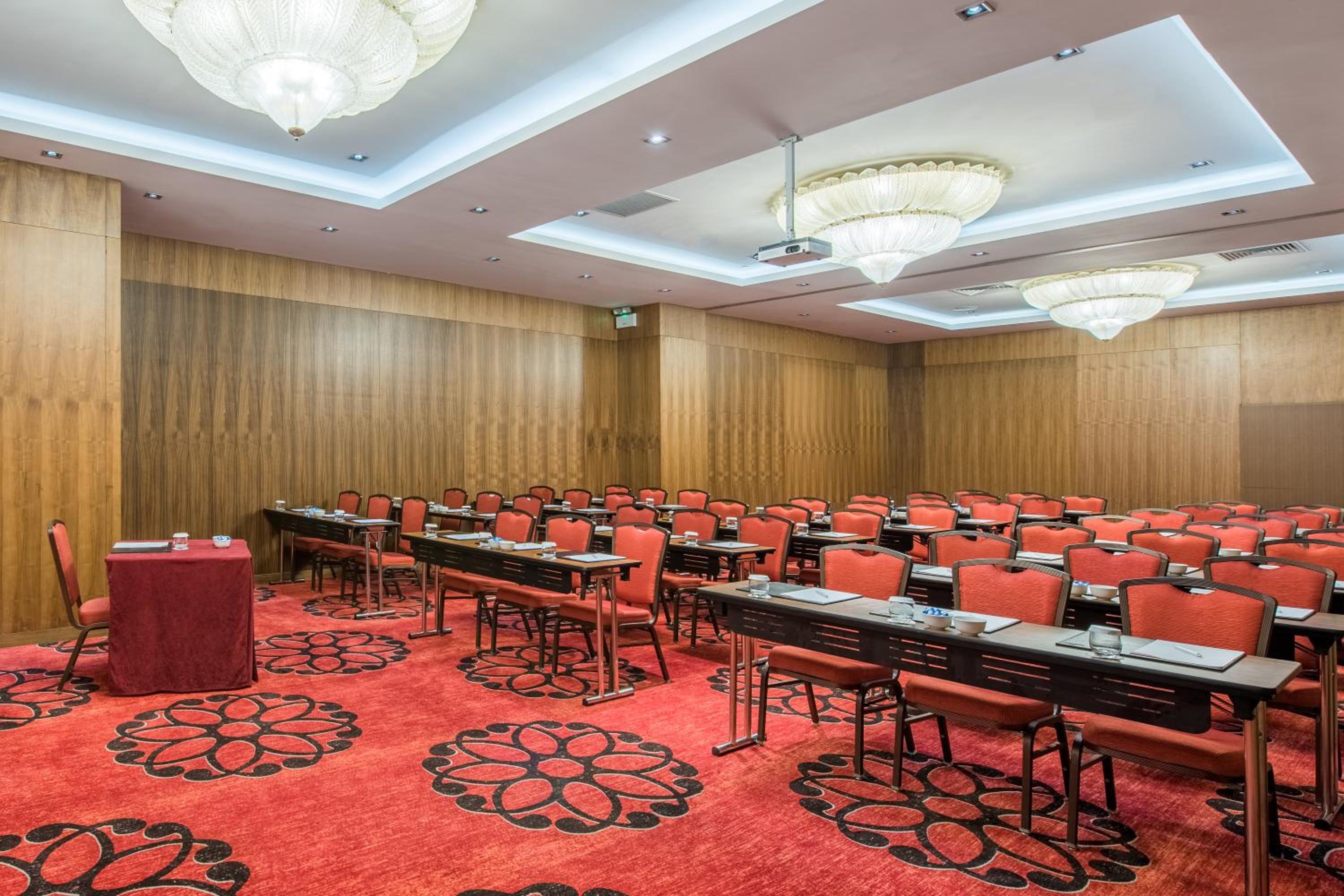 Crowne Plaza Istanbul Harbiye, an IHG Hotel - Image 62
