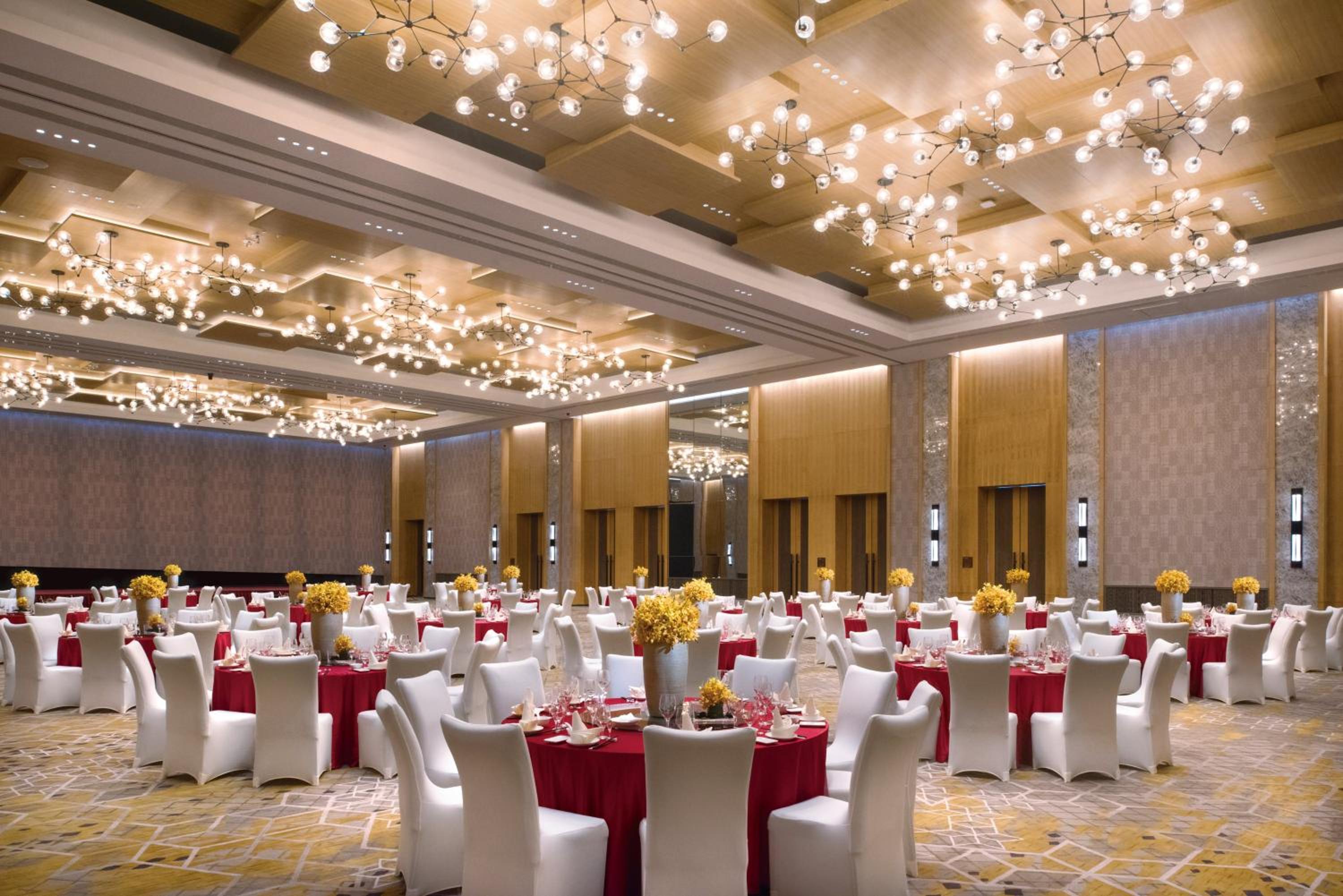 Crowne Plaza - Kunming Ancient Dian Town by IHG
