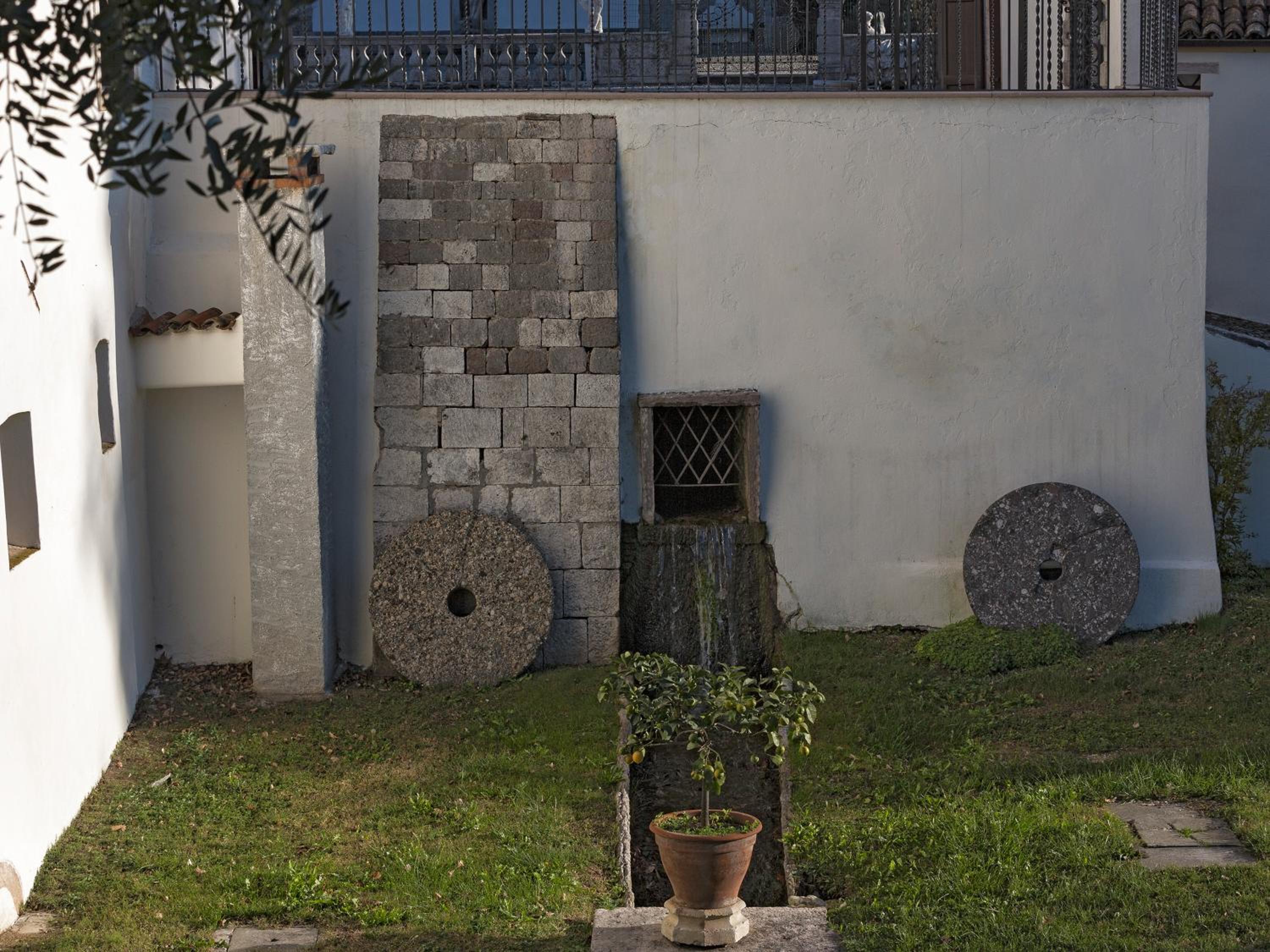 Photo 42