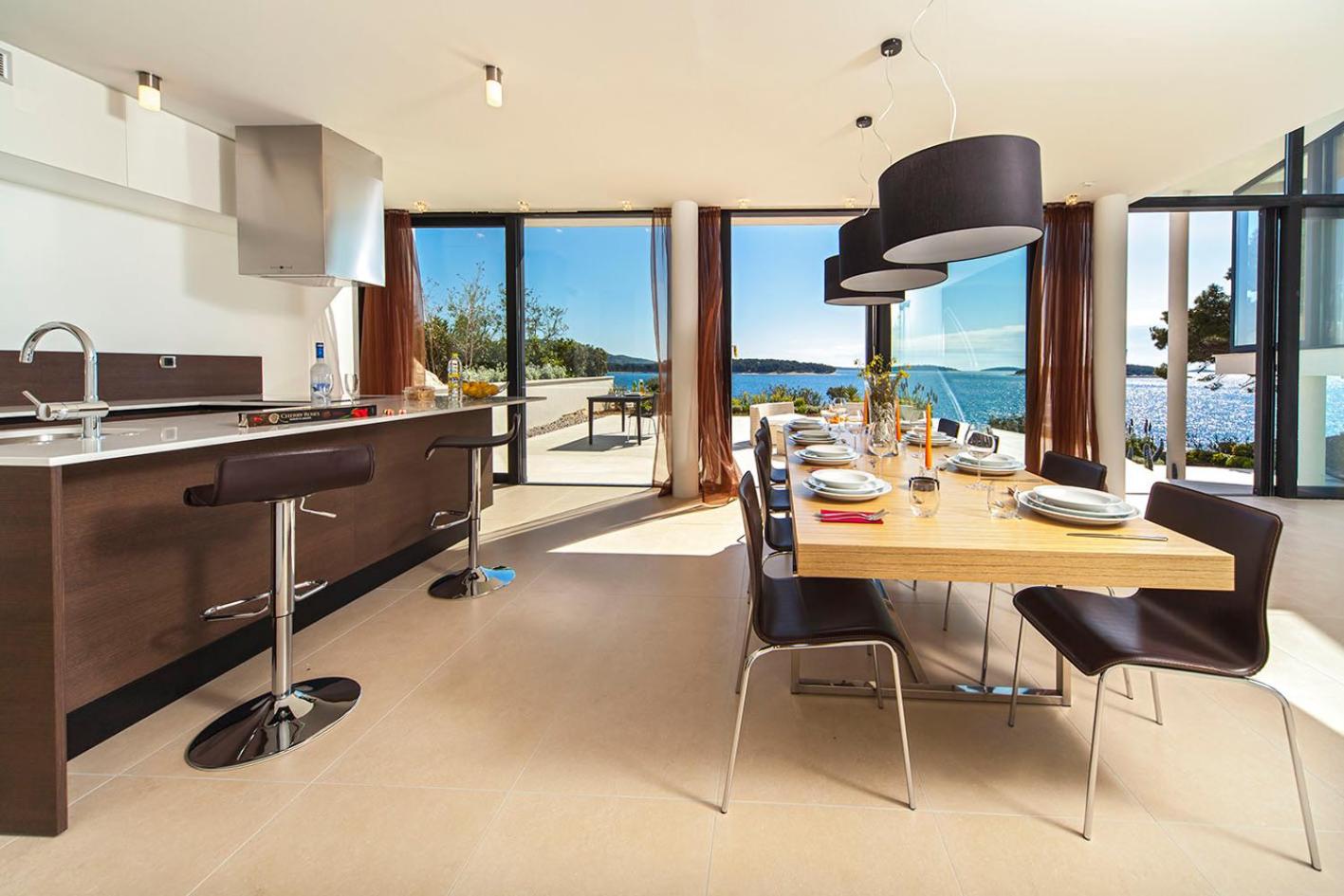 Golden Rays Luxury Villas & Apartments