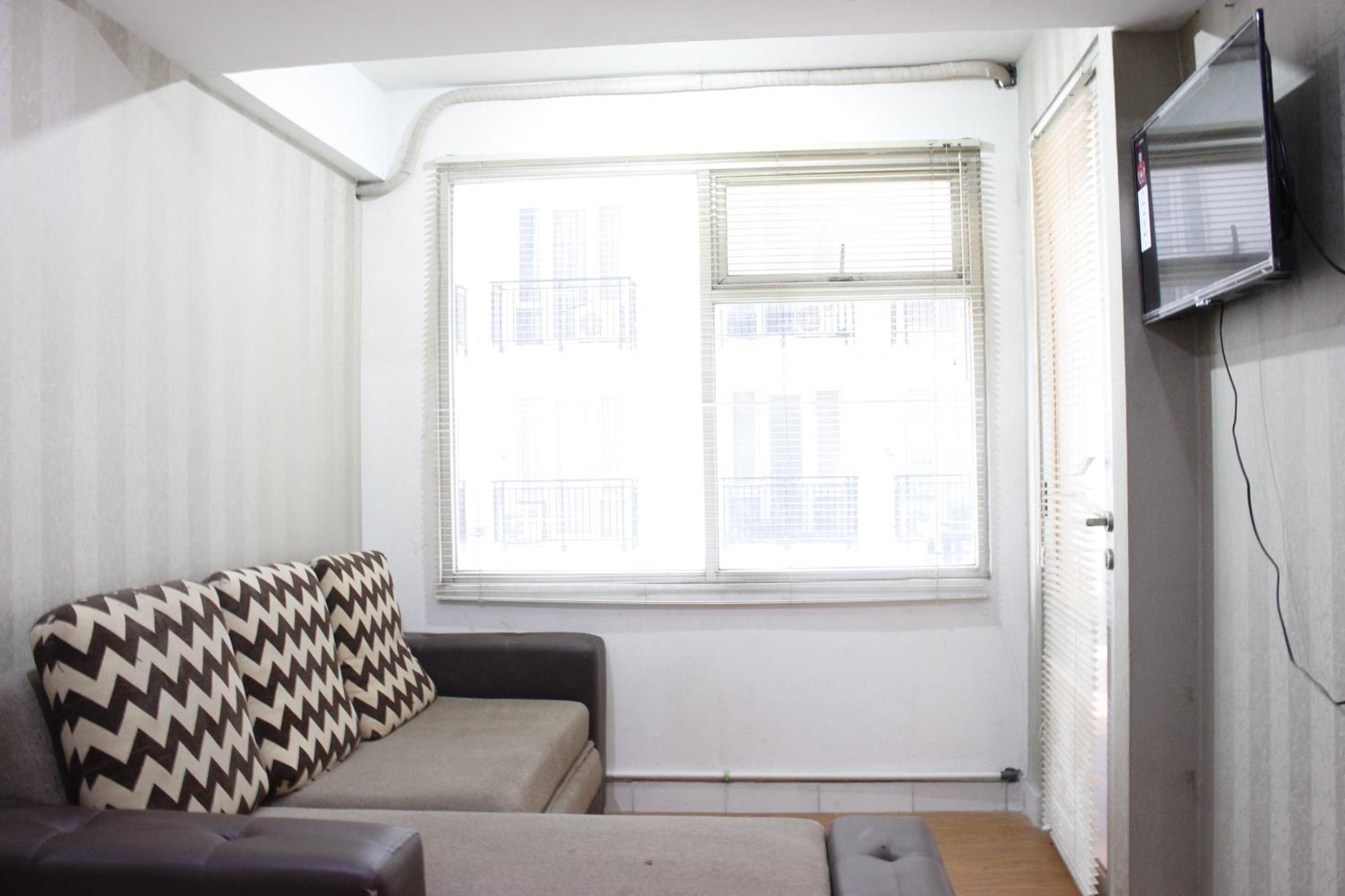 Cozy 2BR Apartment at The Jarrdin Cihampelas near Cihampelas Walk By Travelio, Bandung - 14