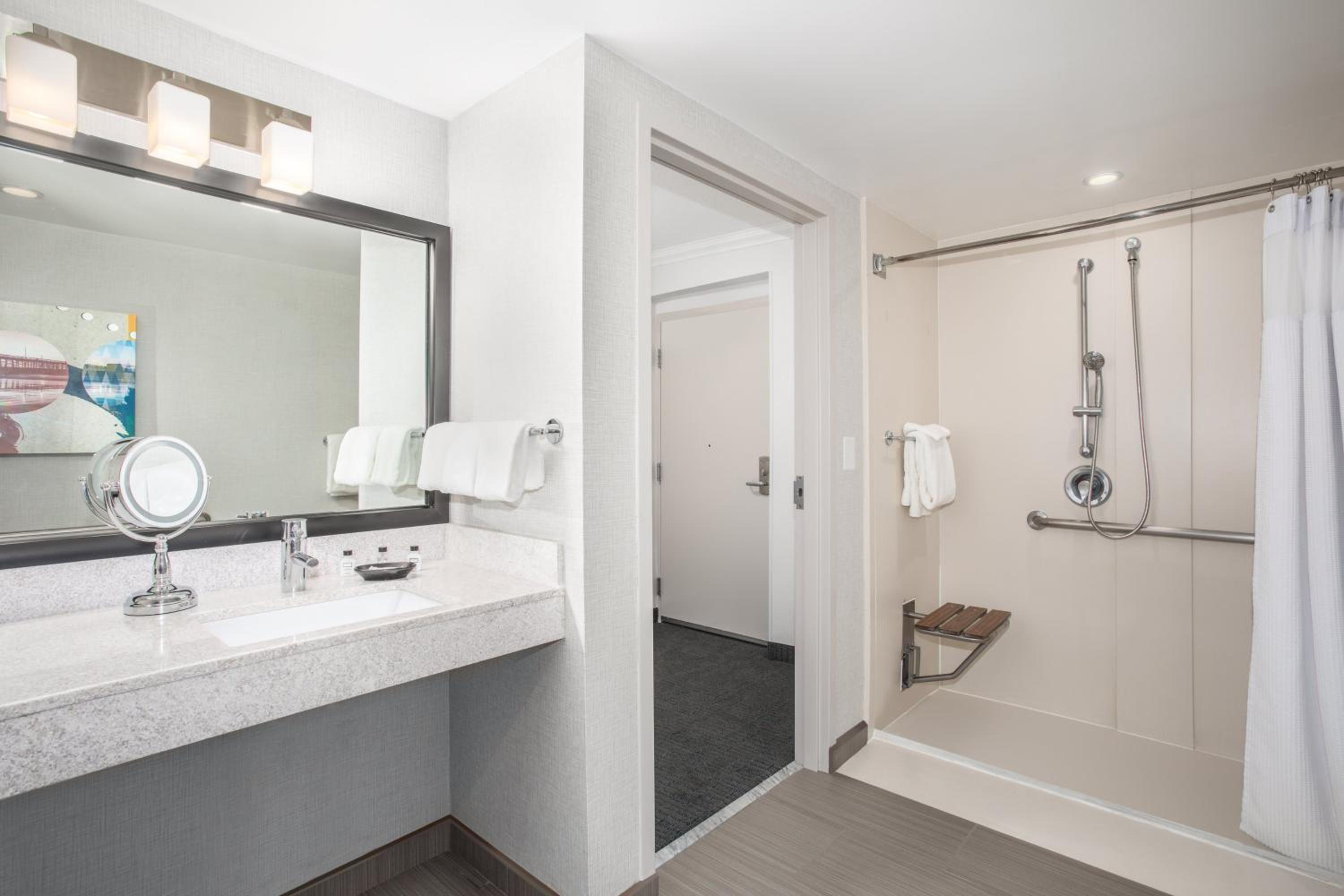 Crowne Plaza Costa Mesa Orange County, an IHG Hotel - Property Image 19