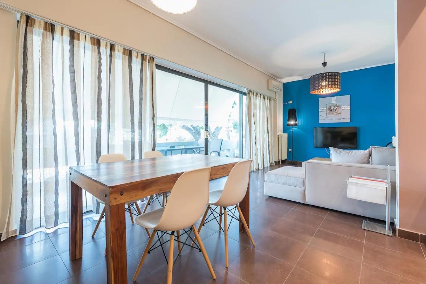 Glyfada Glass-Walled Designed Apt 1Gbps