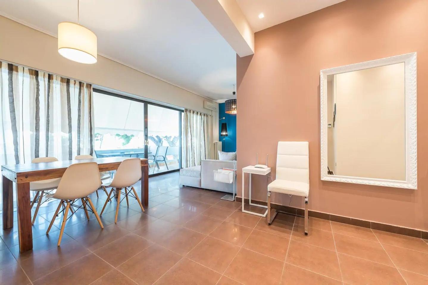 Glyfada Glass-Walled Designed Apt 1Gbps