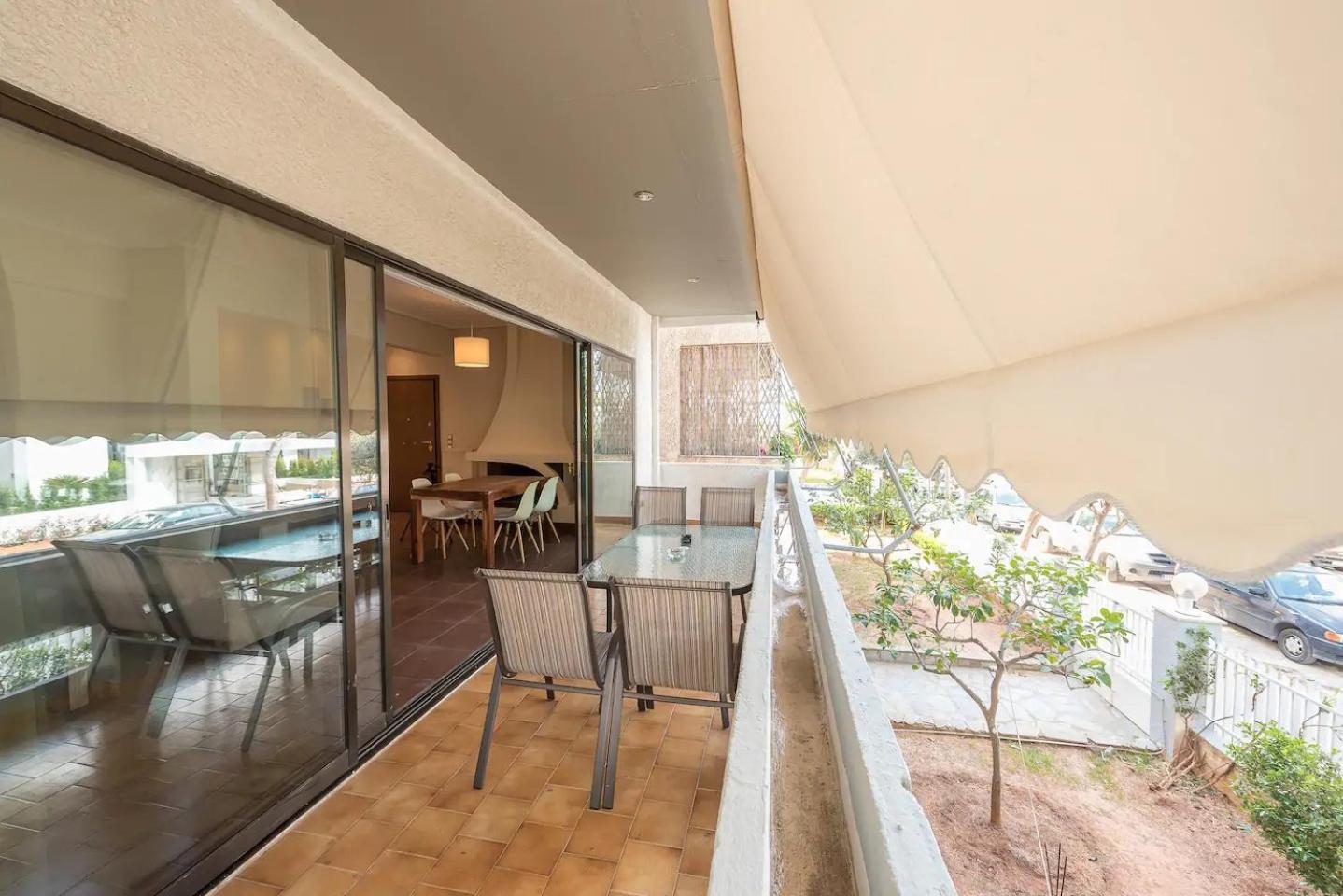 Glyfada Glass-Walled Designed Apt 1Gbps
