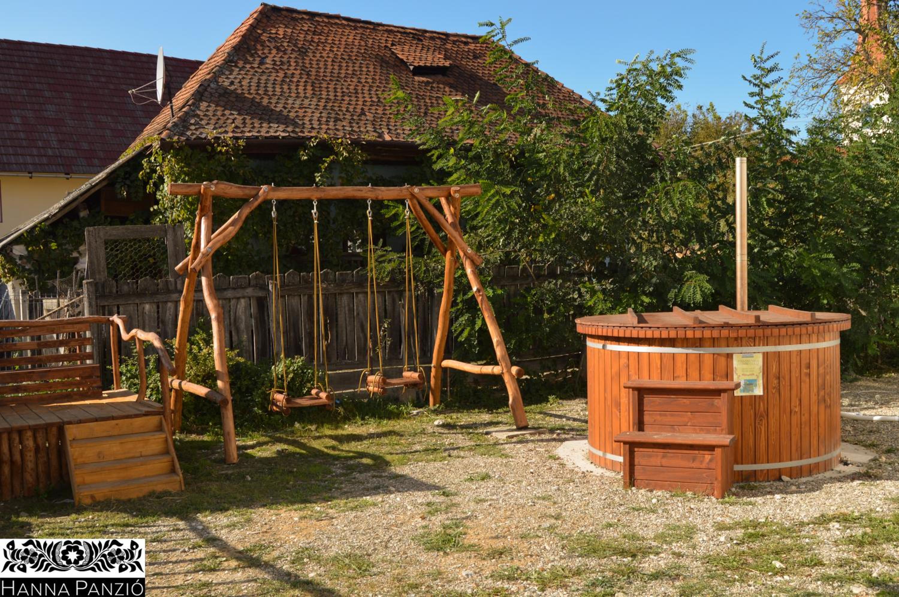 Photo 11