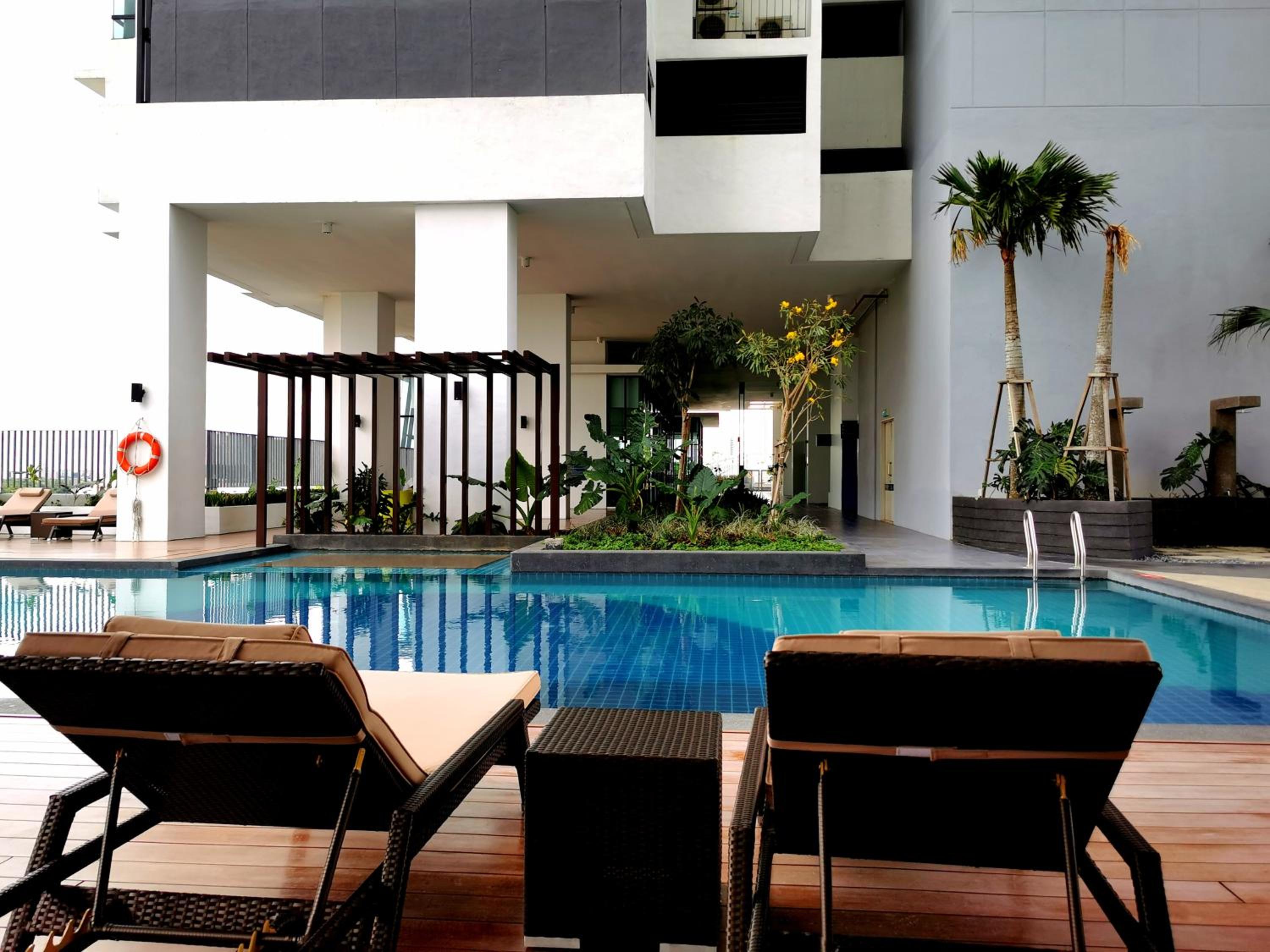 Mid Valley Southkey Mosaic Cozy Suite at Johor Bahru