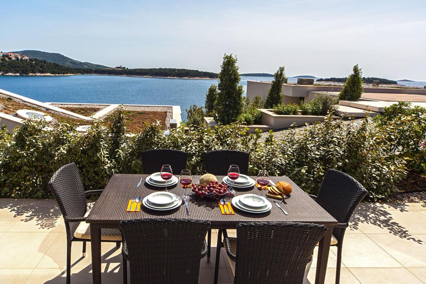 Golden Rays Luxury Villas & Apartments